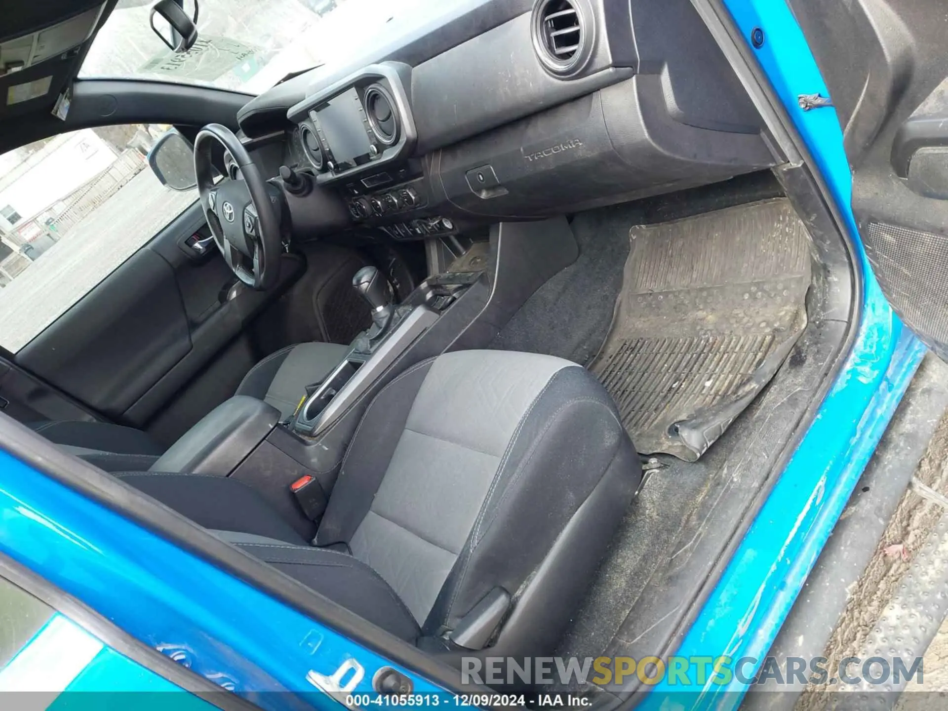 5 fotografías del automóvil dañado 3TYCZ5AN6MT037149 TOYOTA TACOMA 2021