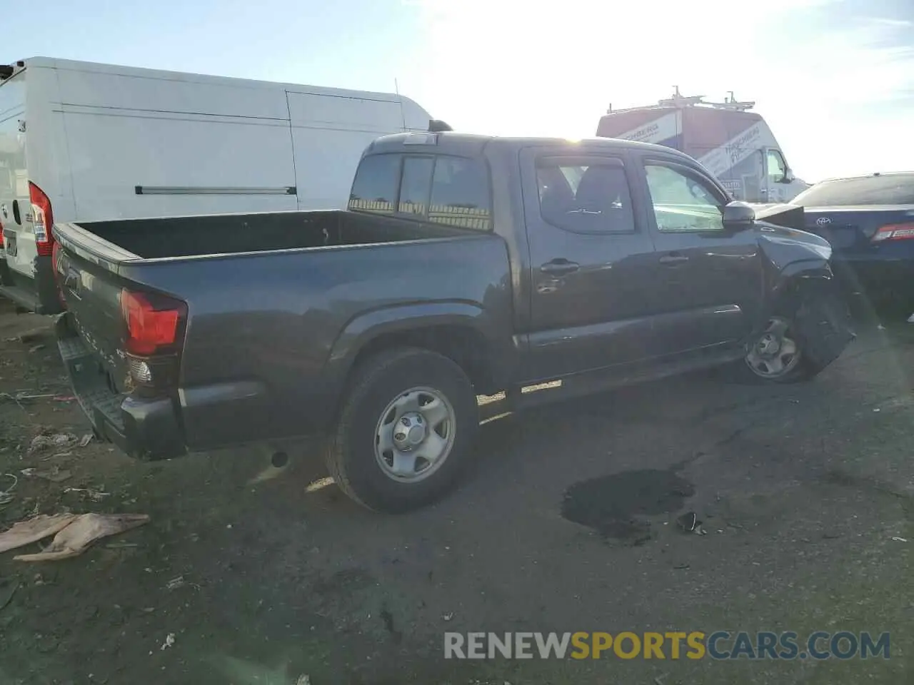 3 fotografías del automóvil dañado 3TYCZ5AN7MT030002 TOYOTA TACOMA 2021