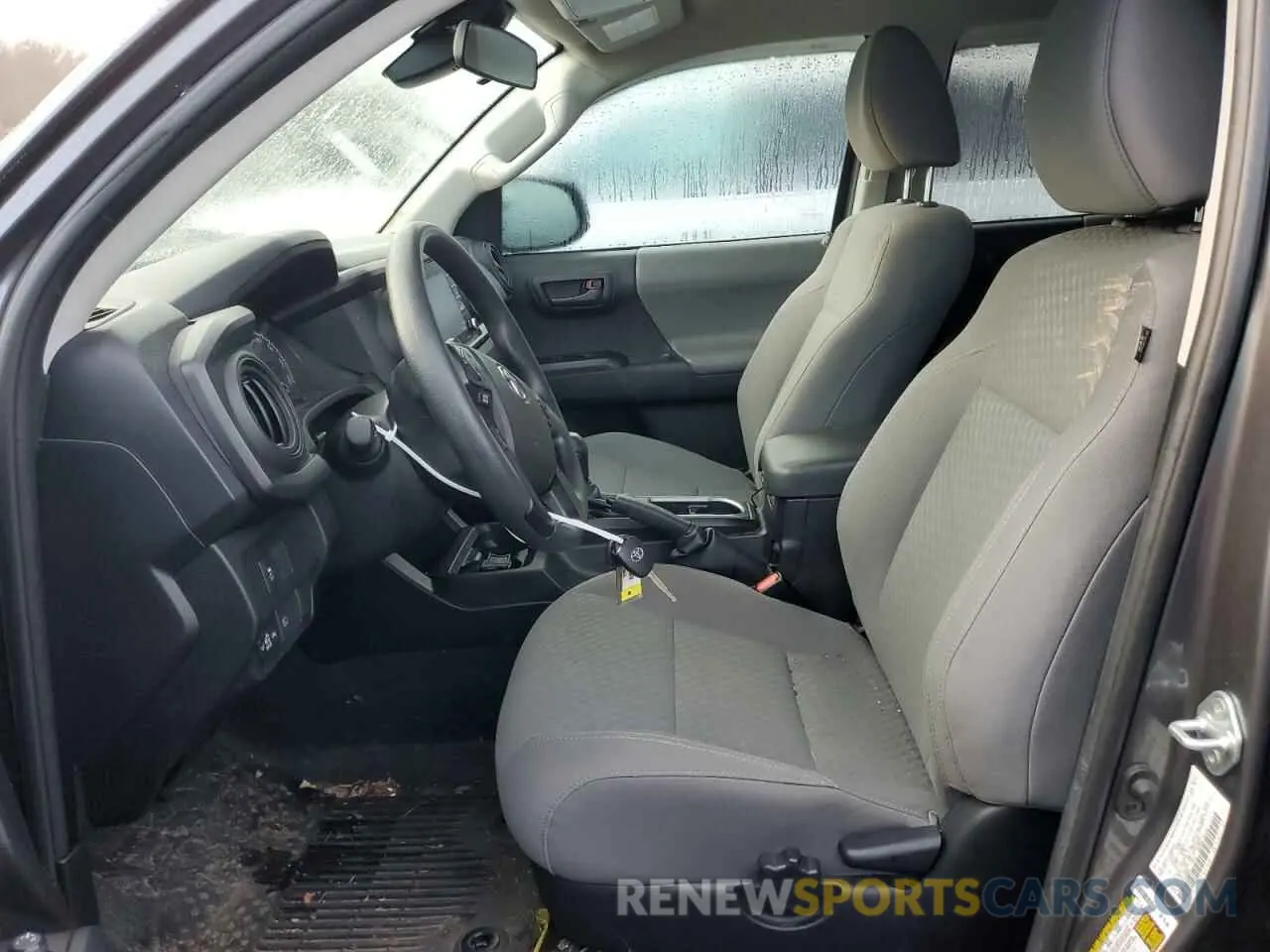 7 fotografías del automóvil dañado 3TYCZ5AN7MT030002 TOYOTA TACOMA 2021