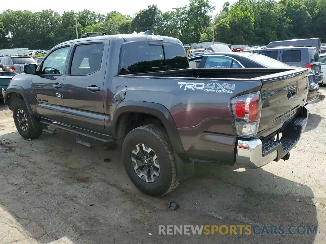 2 fotografías del automóvil dañado 3TYCZ5AN8MT018506 TOYOTA TACOMA 2021