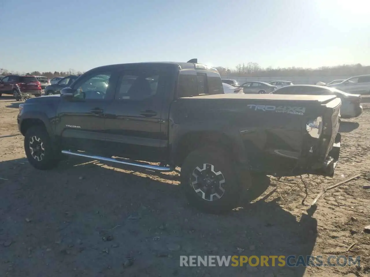 2 fotografías del automóvil dañado 3TYCZ5AN8MT029330 TOYOTA TACOMA 2021