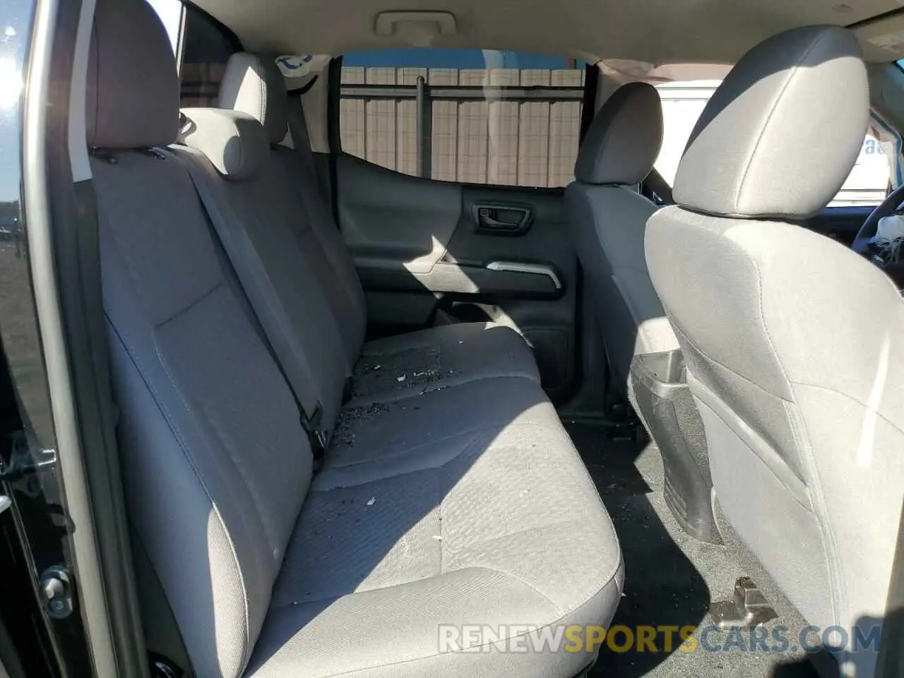 10 fotografías del automóvil dañado 3TYCZ5AN8MT038884 TOYOTA TACOMA 2021