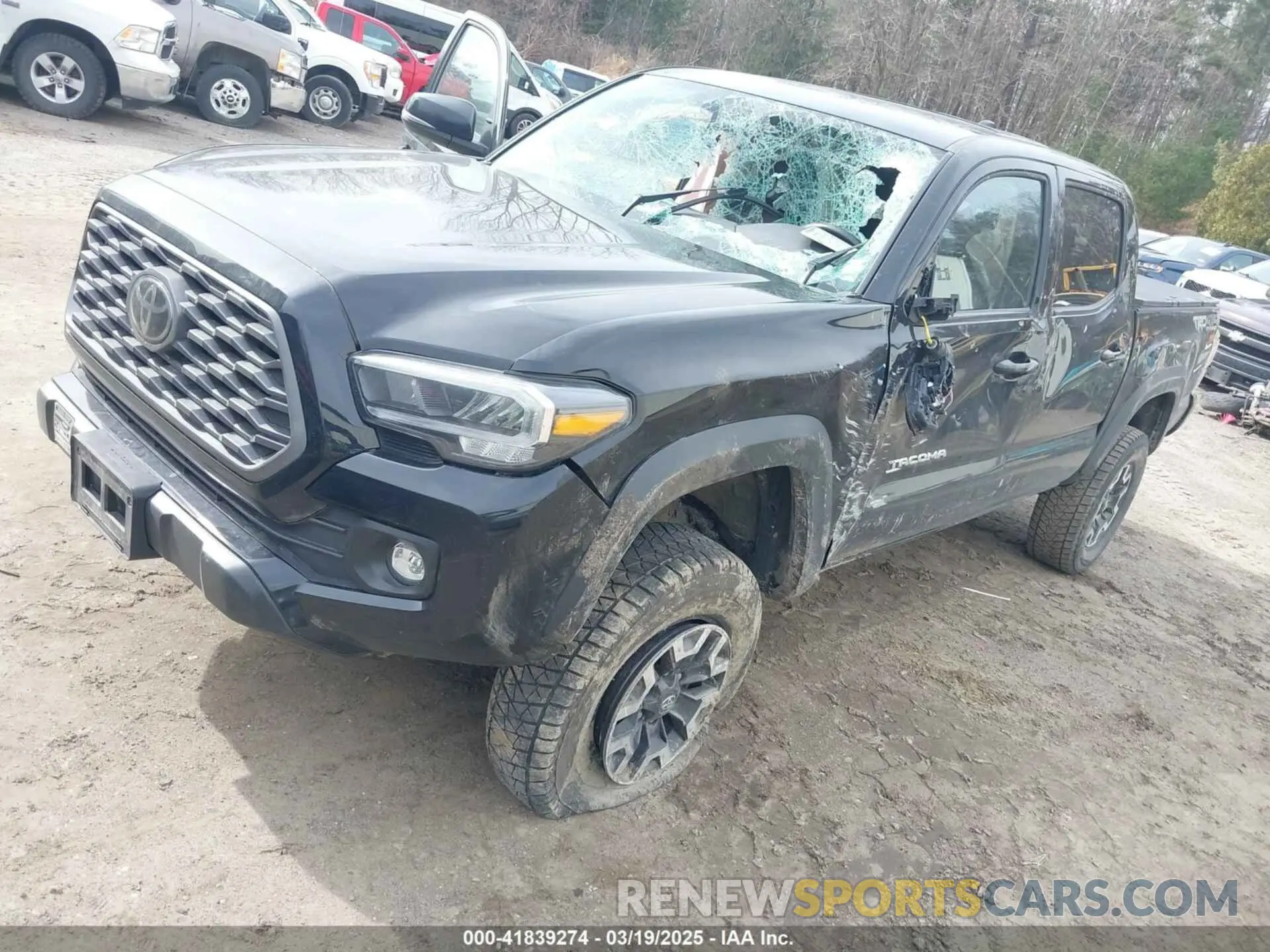 2 fotografías del automóvil dañado 3TYCZ5AN9MT015131 TOYOTA TACOMA 2021