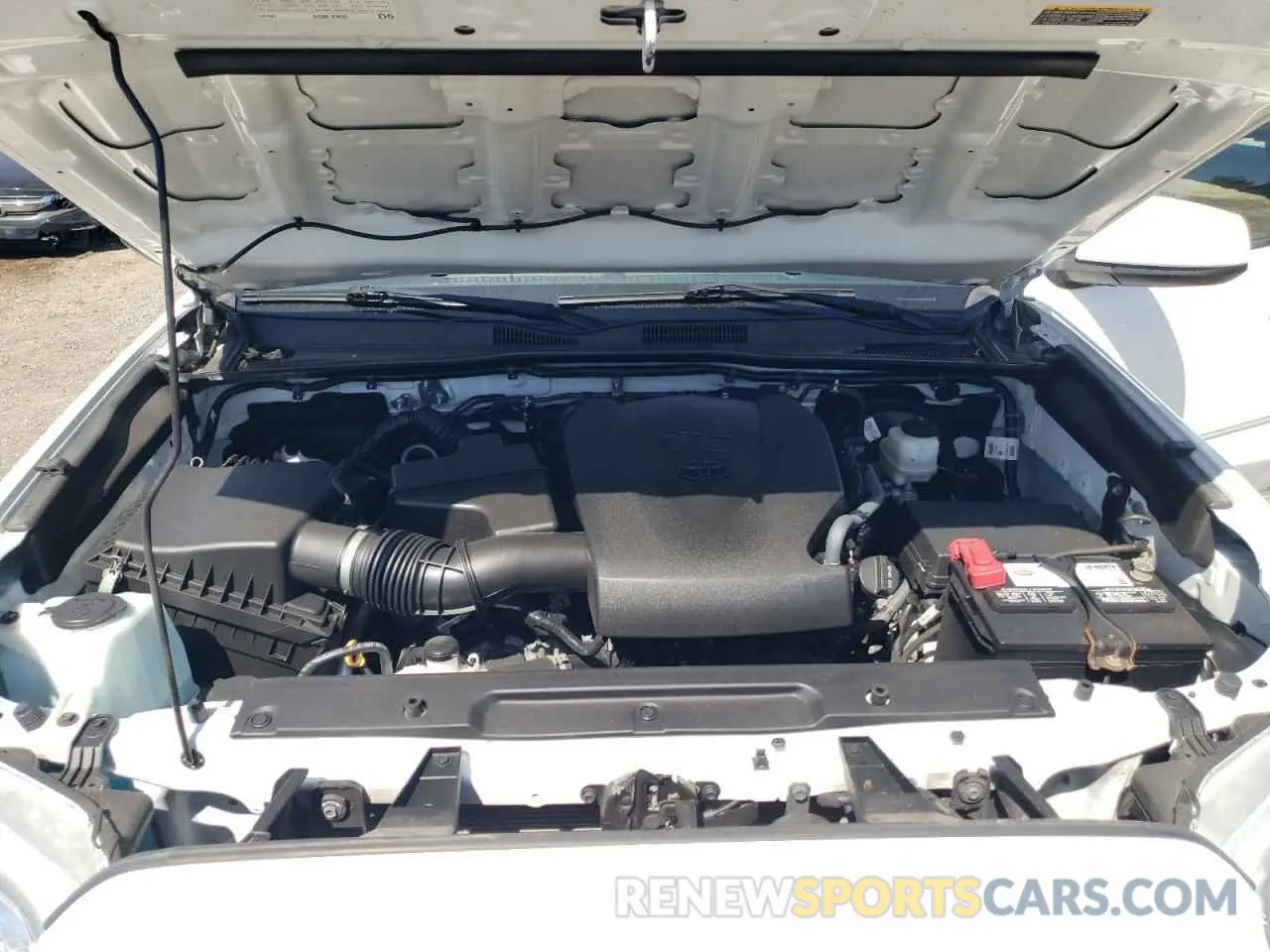 11 fotografías del automóvil dañado 3TYCZ5ANXMT032035 TOYOTA TACOMA 2021