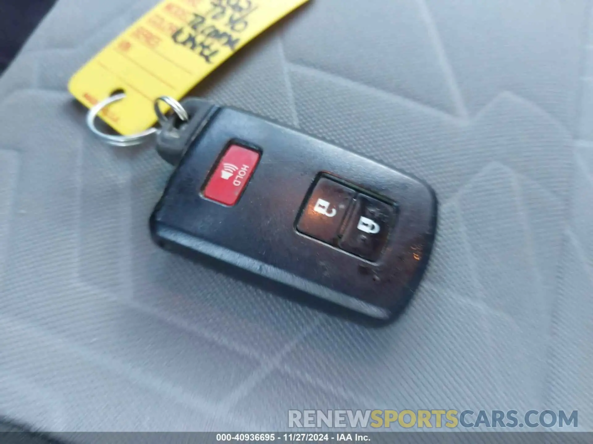 11 fotografías del automóvil dañado 3TYDZ5BN2MT002207 TOYOTA TACOMA 2021