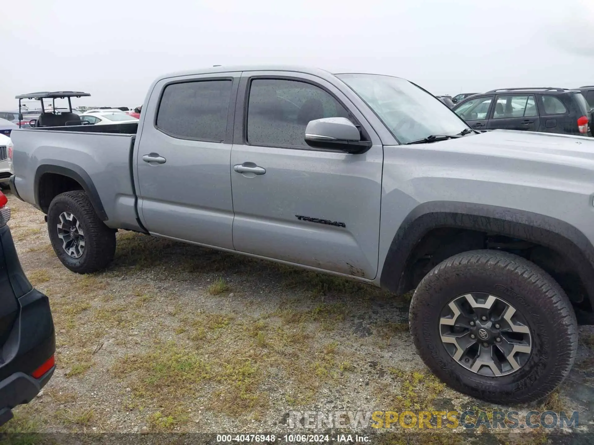 13 fotografías del automóvil dañado 3TYDZ5BN2MT003700 TOYOTA TACOMA 2021