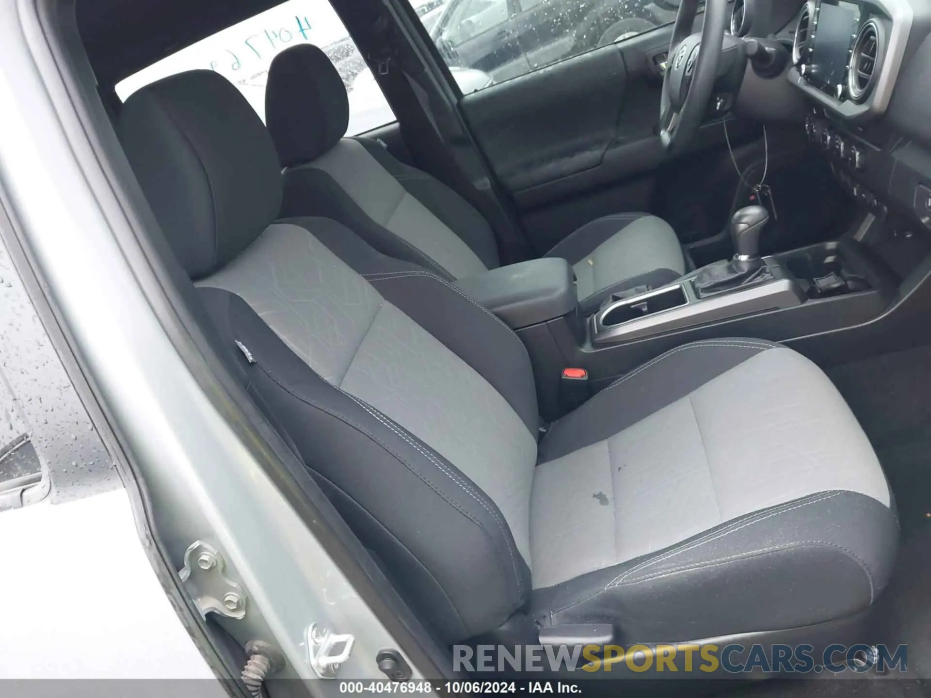 5 fotografías del automóvil dañado 3TYDZ5BN2MT003700 TOYOTA TACOMA 2021