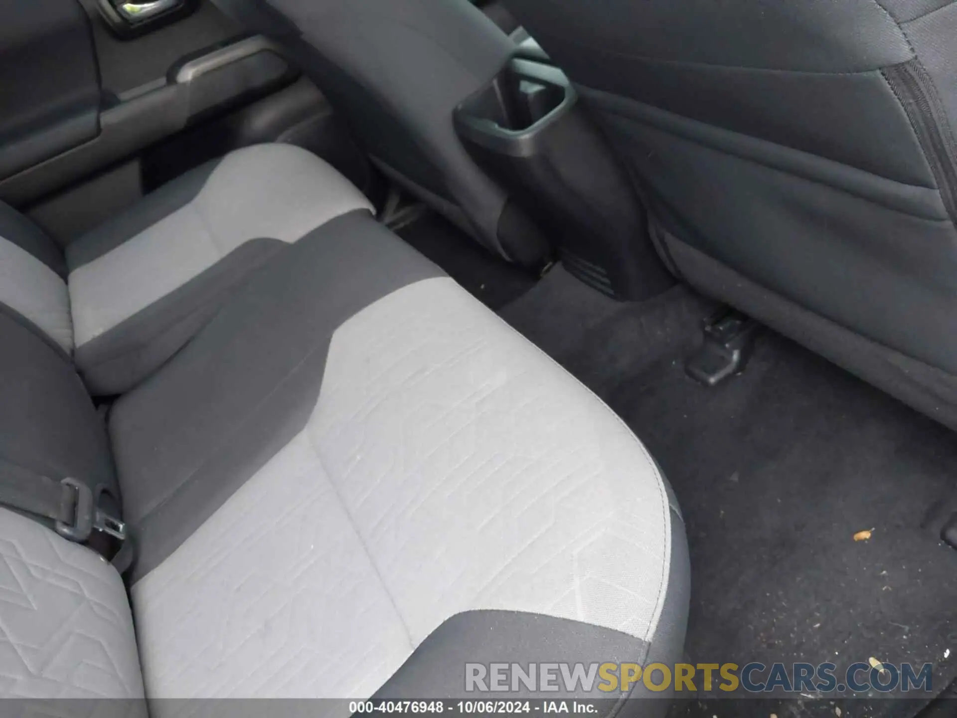 8 fotografías del automóvil dañado 3TYDZ5BN2MT003700 TOYOTA TACOMA 2021