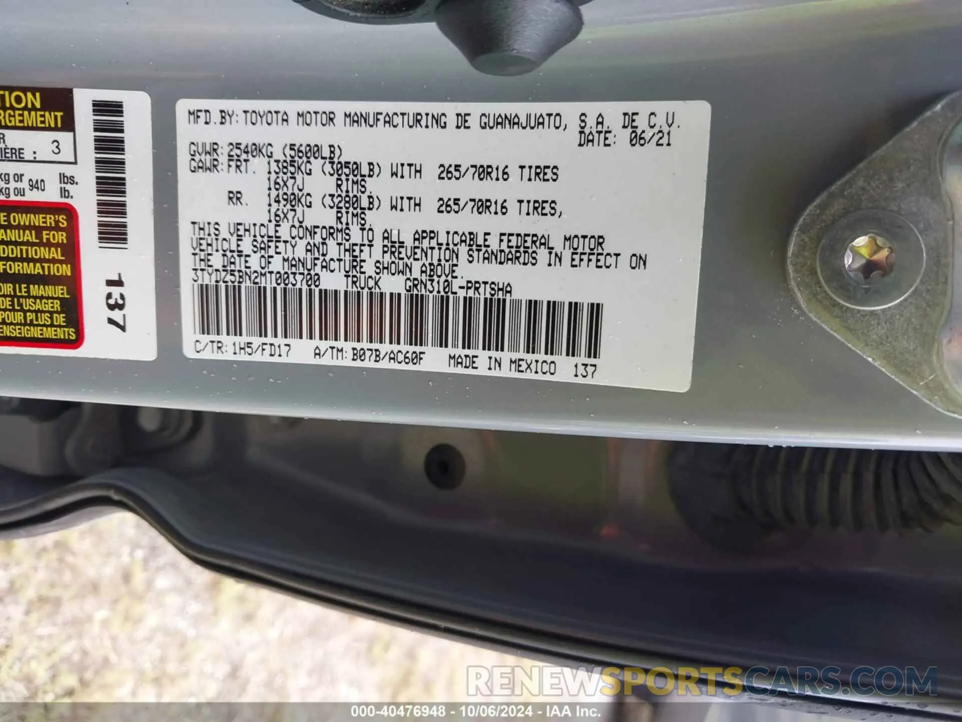 9 fotografías del automóvil dañado 3TYDZ5BN2MT003700 TOYOTA TACOMA 2021