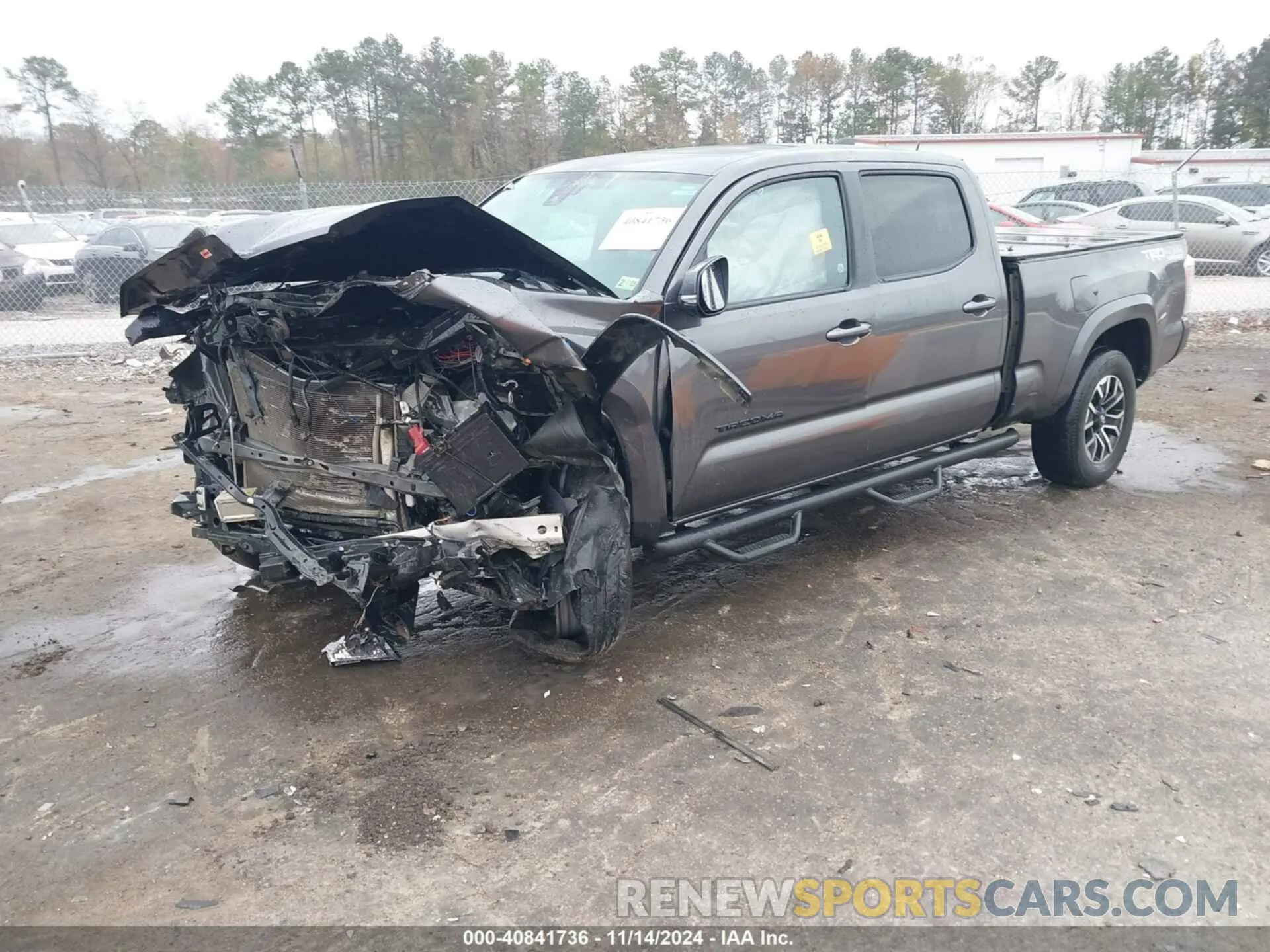 2 fotografías del automóvil dañado 3TYDZ5BN7MT001294 TOYOTA TACOMA 2021