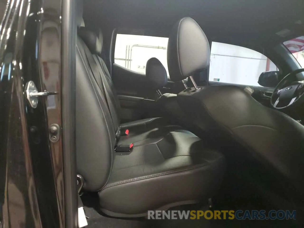 10 fotografías del automóvil dañado 3TYDZ5BN9MT002706 TOYOTA TACOMA 2021