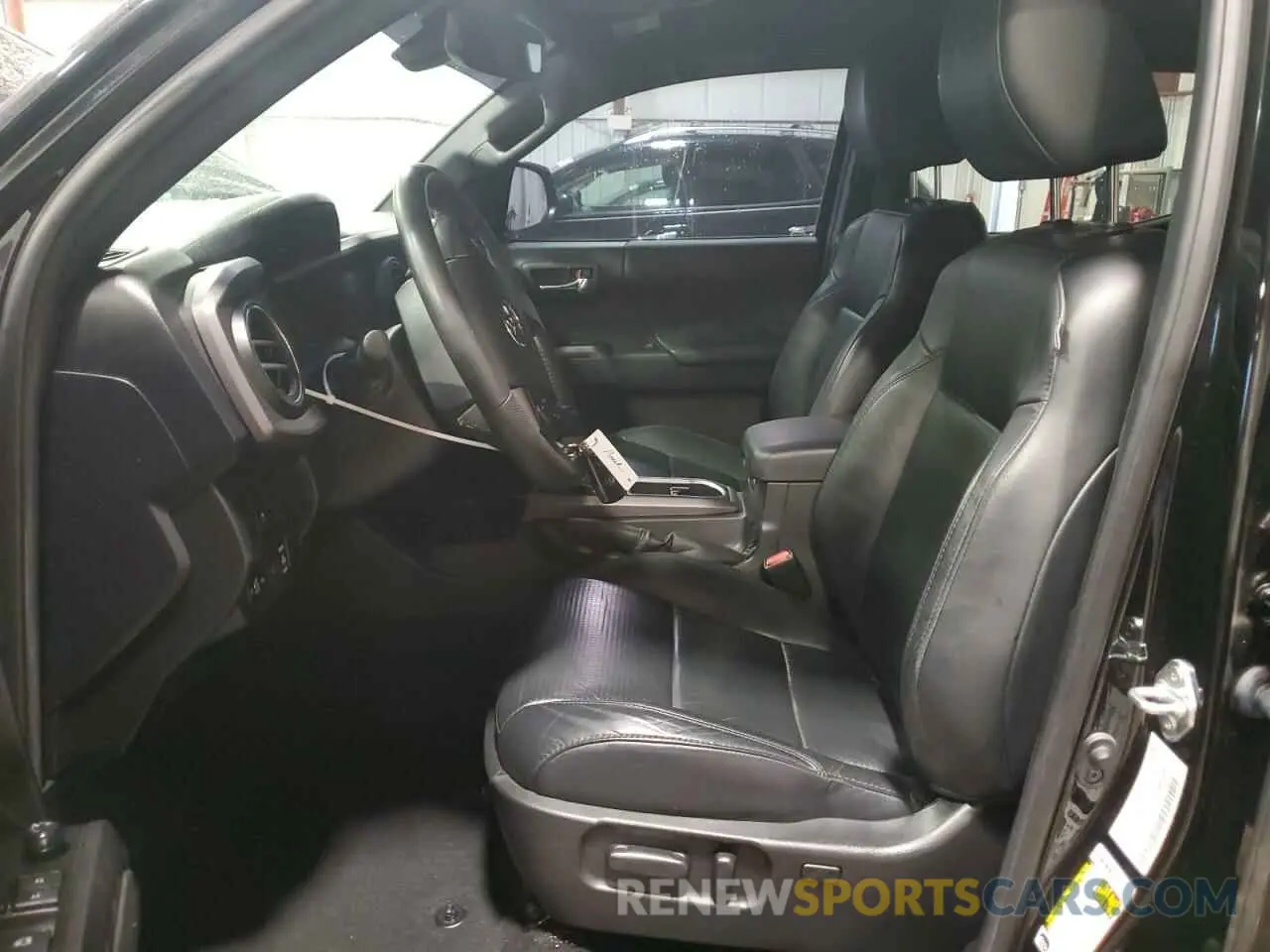 7 fotografías del automóvil dañado 3TYDZ5BN9MT002706 TOYOTA TACOMA 2021