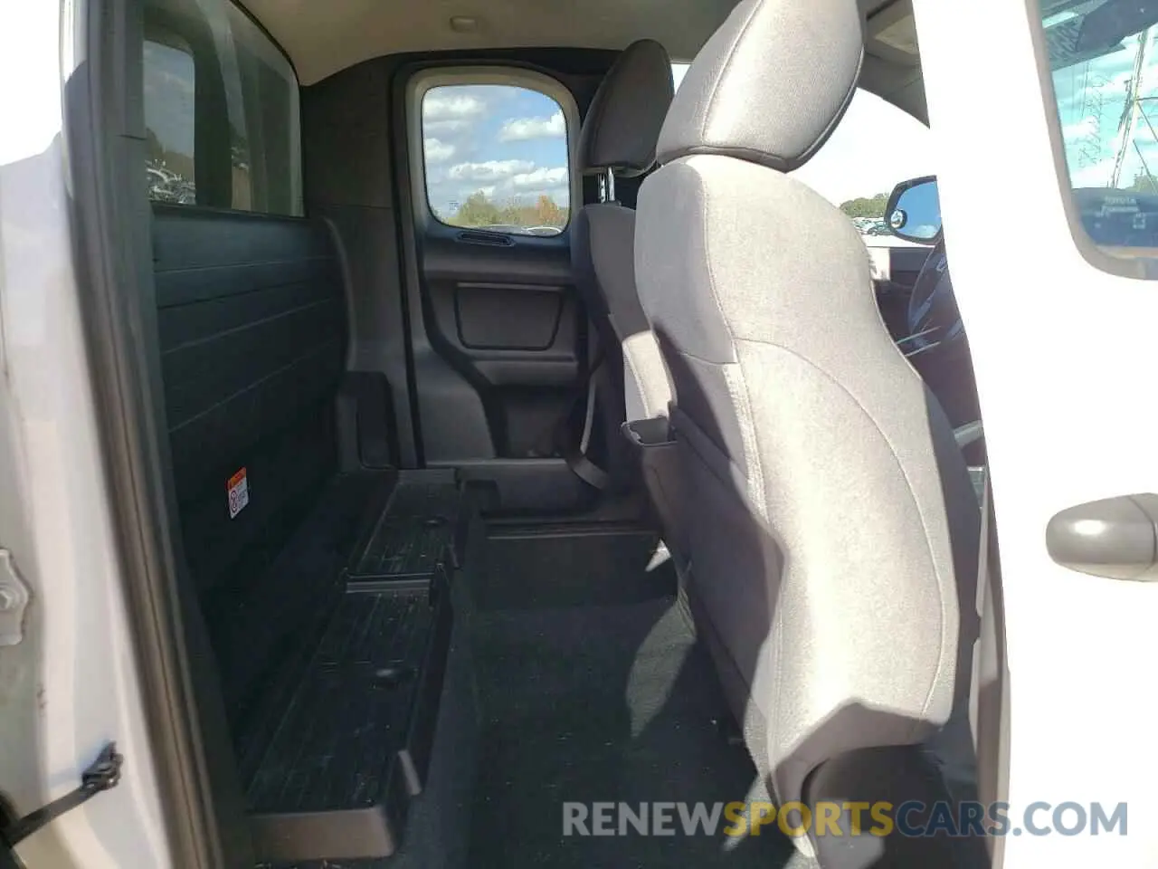 10 fotografías del automóvil dañado 3TYRX5GN0MT017745 TOYOTA TACOMA 2021
