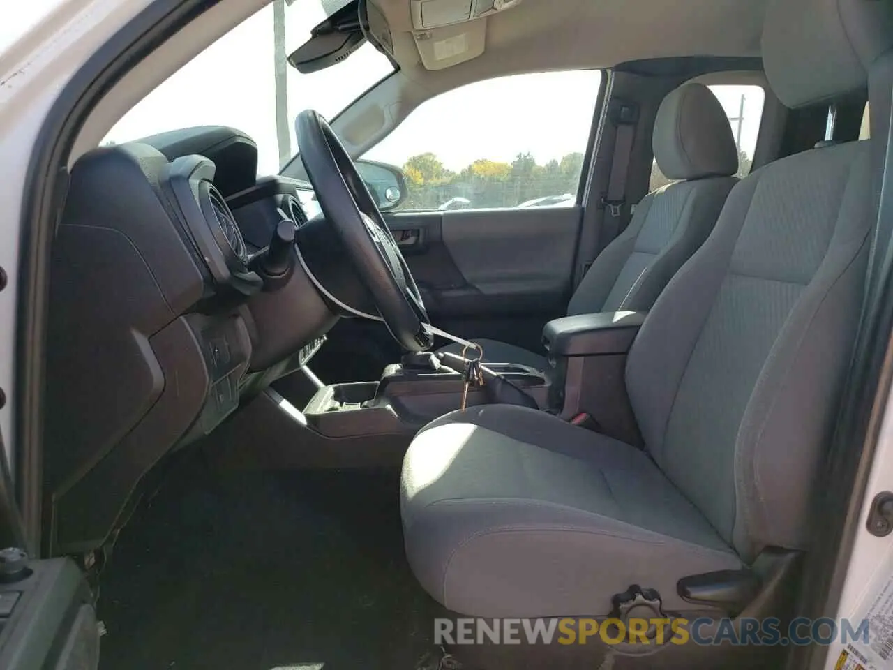 7 fotografías del automóvil dañado 3TYRX5GN0MT017745 TOYOTA TACOMA 2021