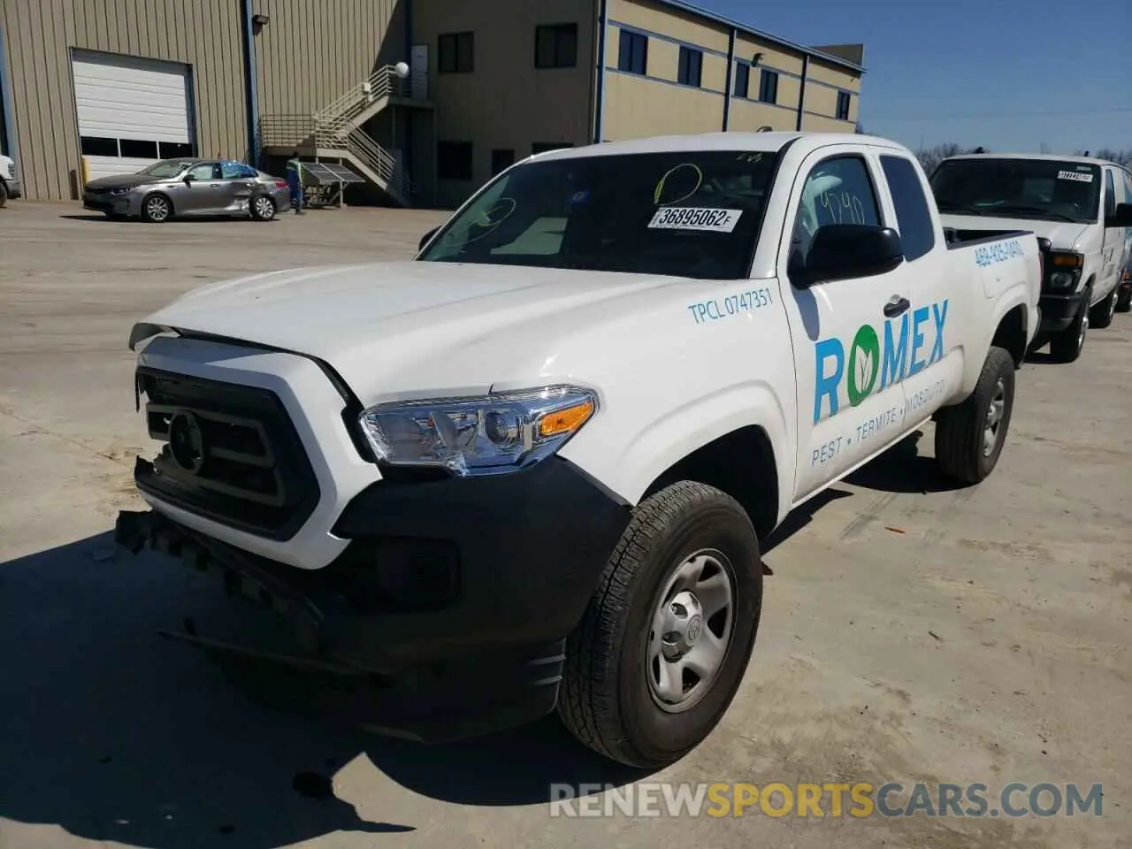 2 fotografías del automóvil dañado 3TYRX5GN2MT027628 TOYOTA TACOMA 2021