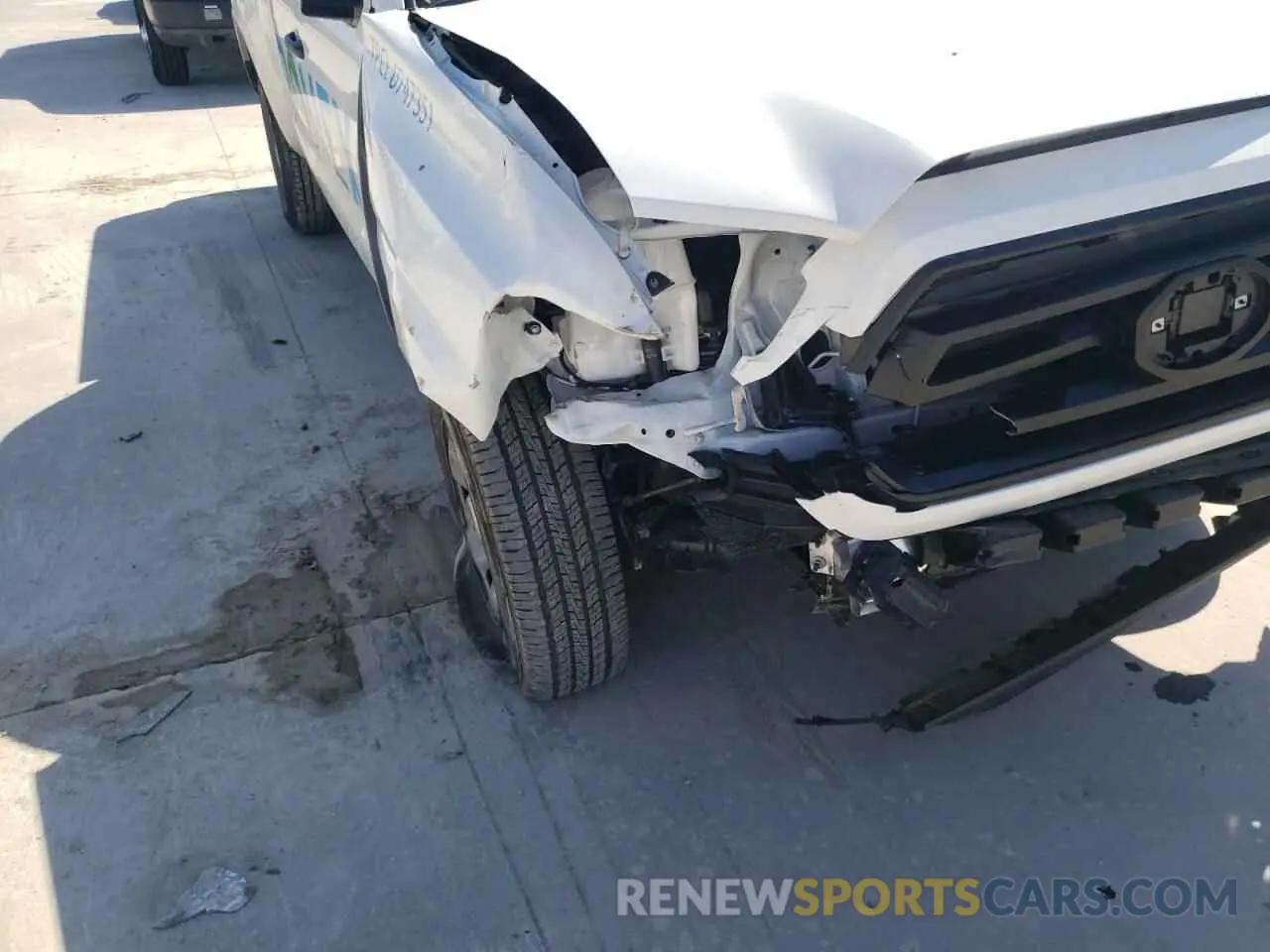 9 fotografías del automóvil dañado 3TYRX5GN2MT027628 TOYOTA TACOMA 2021