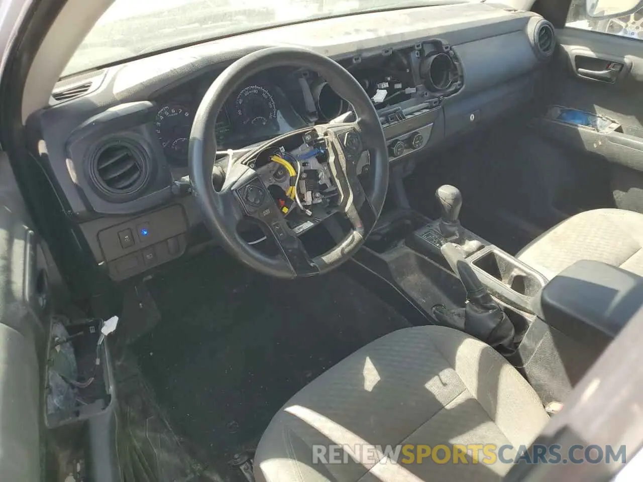 8 fotografías del automóvil dañado 3TYRX5GN3MT032322 TOYOTA TACOMA 2021