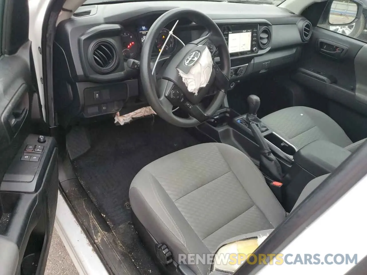 8 fotografías del automóvil dañado 3TYRX5GN5MT024688 TOYOTA TACOMA 2021