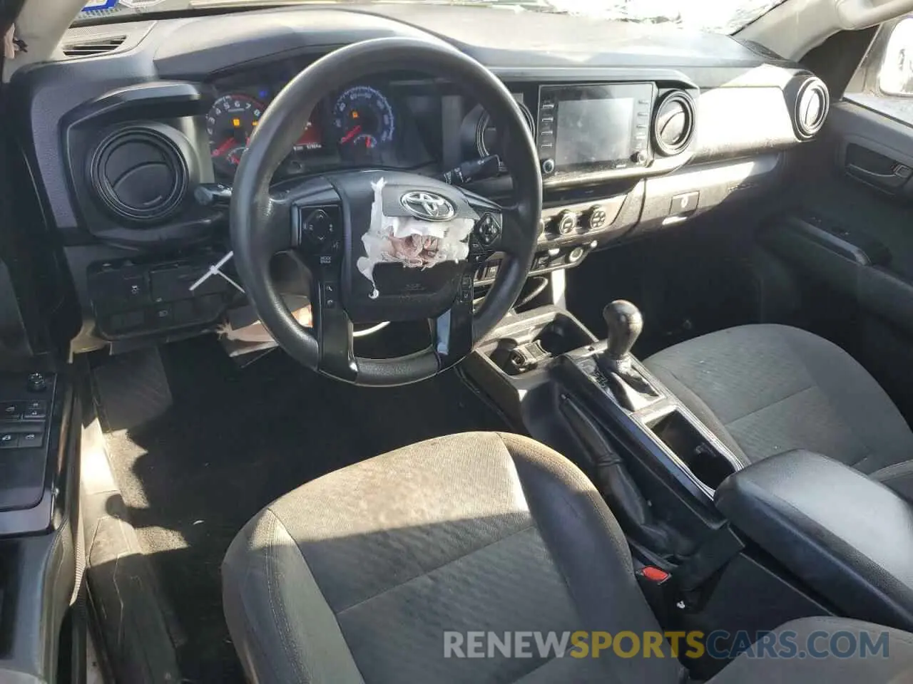8 fotografías del automóvil dañado 3TYRX5GN5MT030815 TOYOTA TACOMA 2021