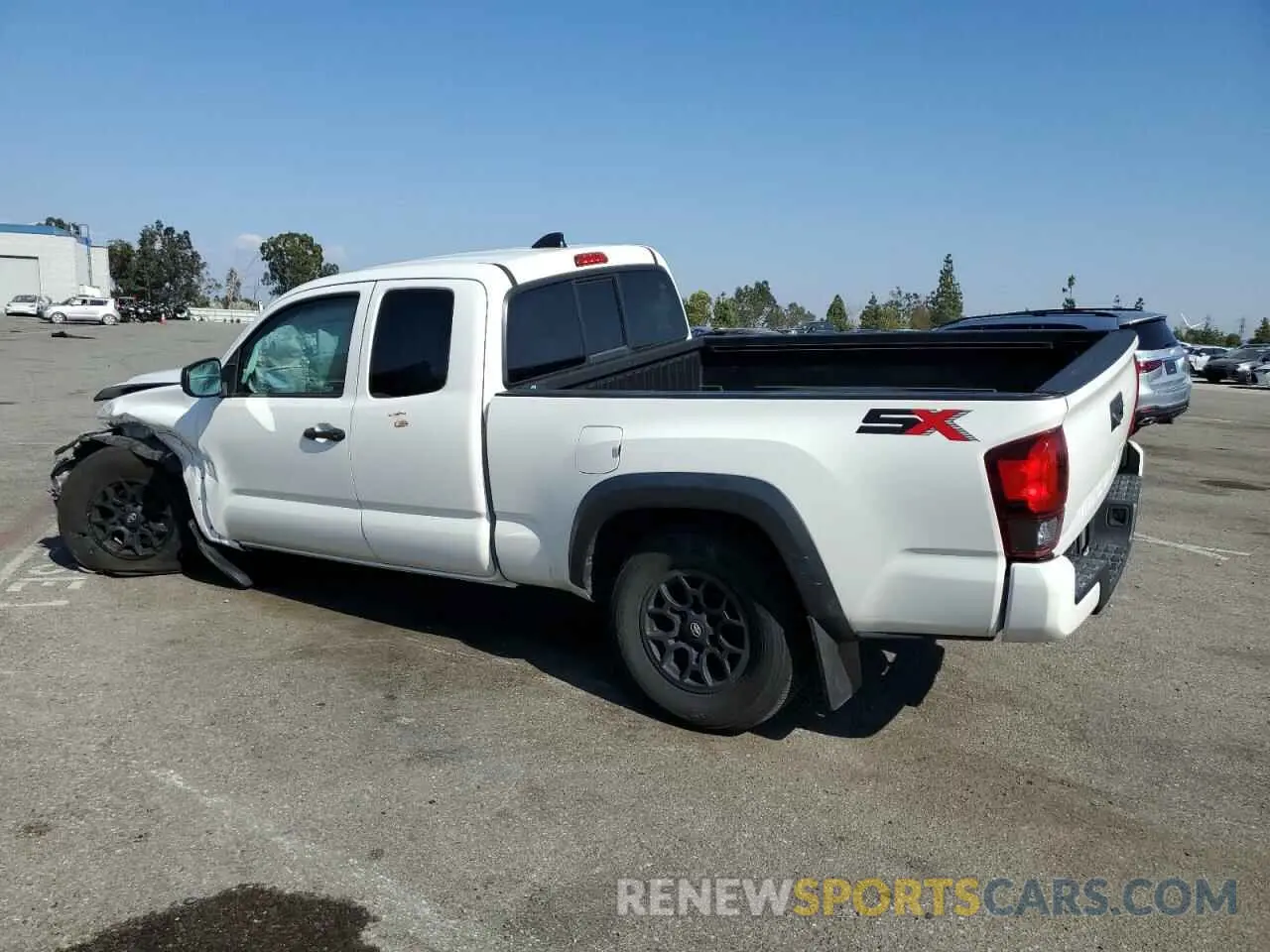 2 fotografías del automóvil dañado 3TYRX5GN7MT009772 TOYOTA TACOMA 2021