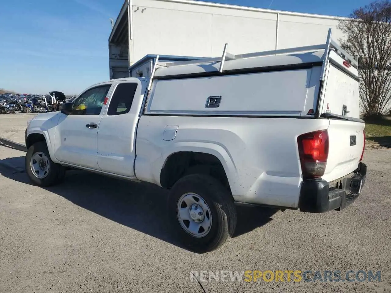 2 fotografías del automóvil dañado 3TYRX5GN7MT025941 TOYOTA TACOMA 2021