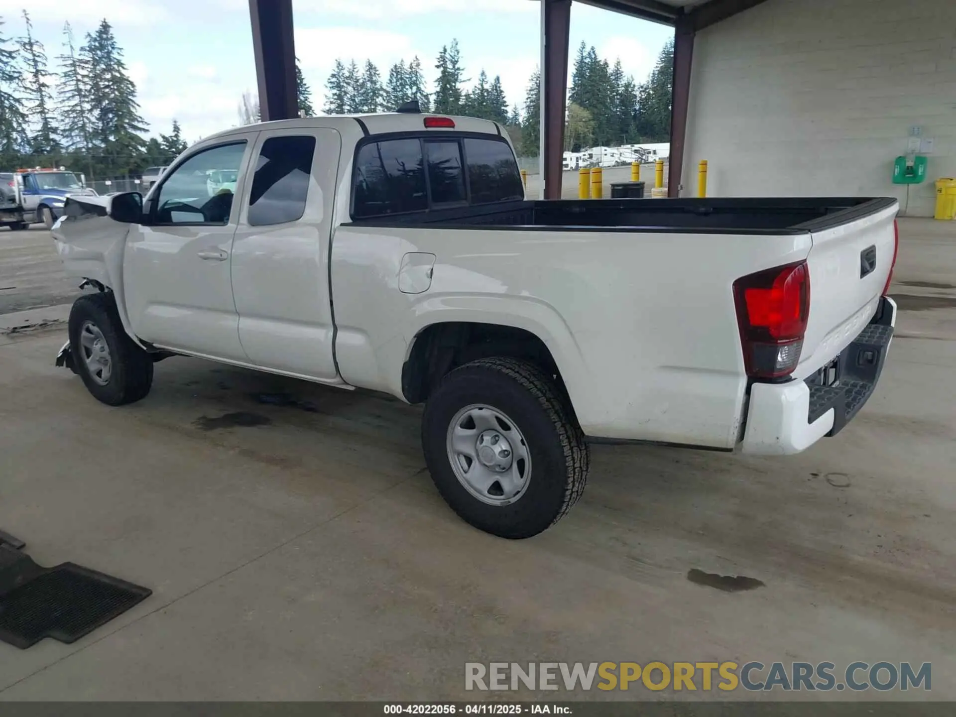 3 fotografías del automóvil dañado 3TYRX5GN8MT005858 TOYOTA TACOMA 2021