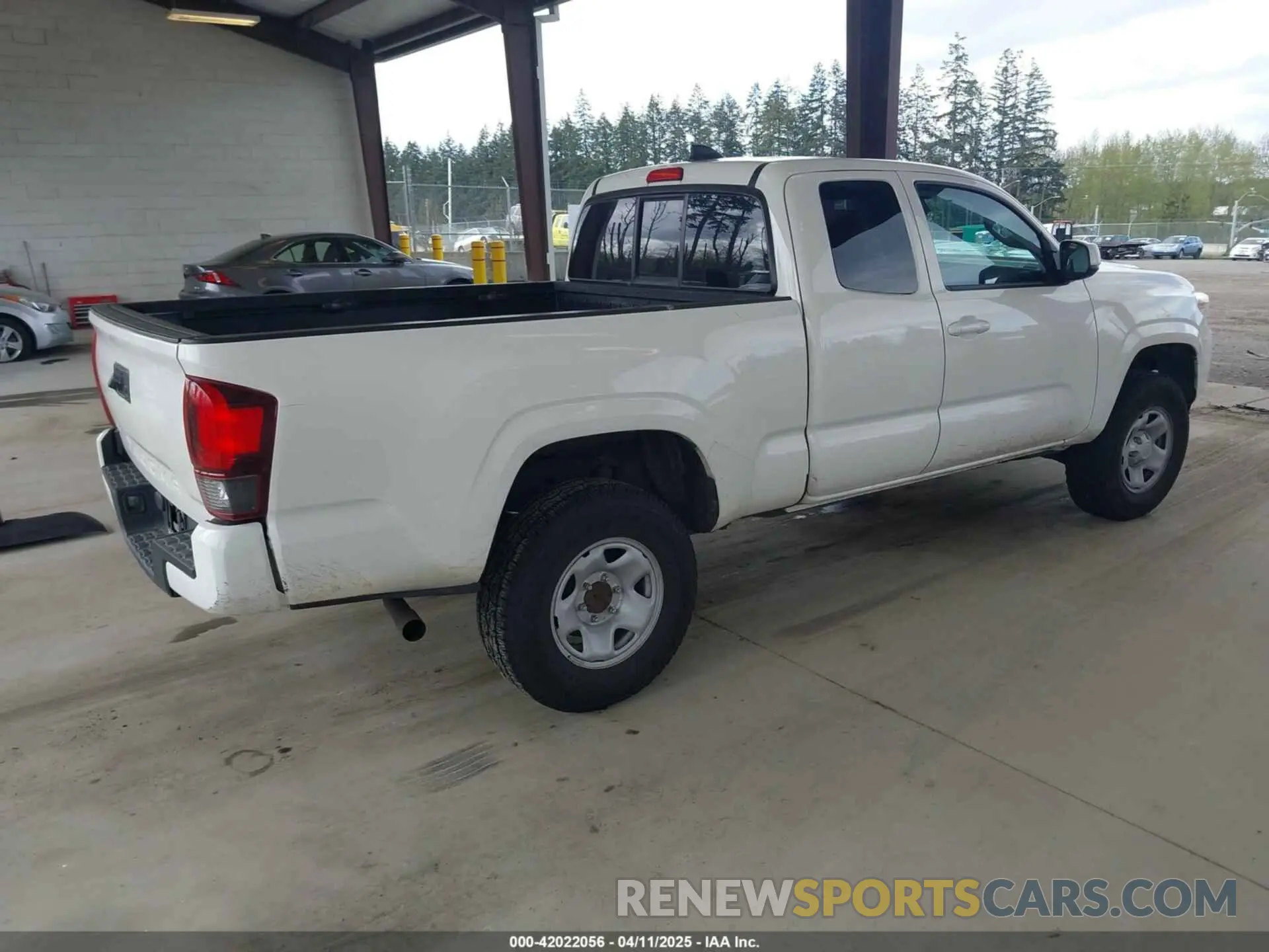 4 fotografías del automóvil dañado 3TYRX5GN8MT005858 TOYOTA TACOMA 2021