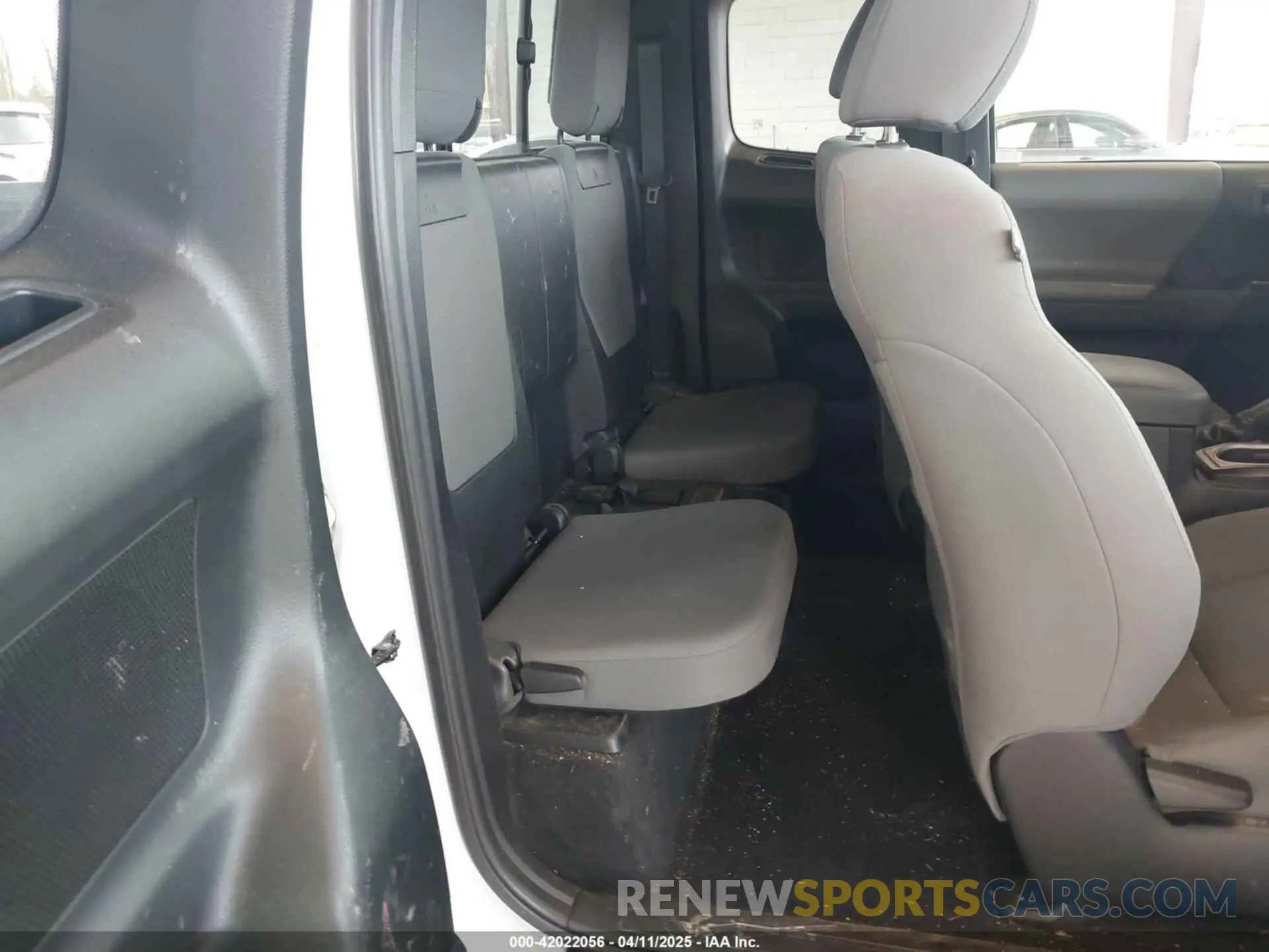 8 fotografías del automóvil dañado 3TYRX5GN8MT005858 TOYOTA TACOMA 2021