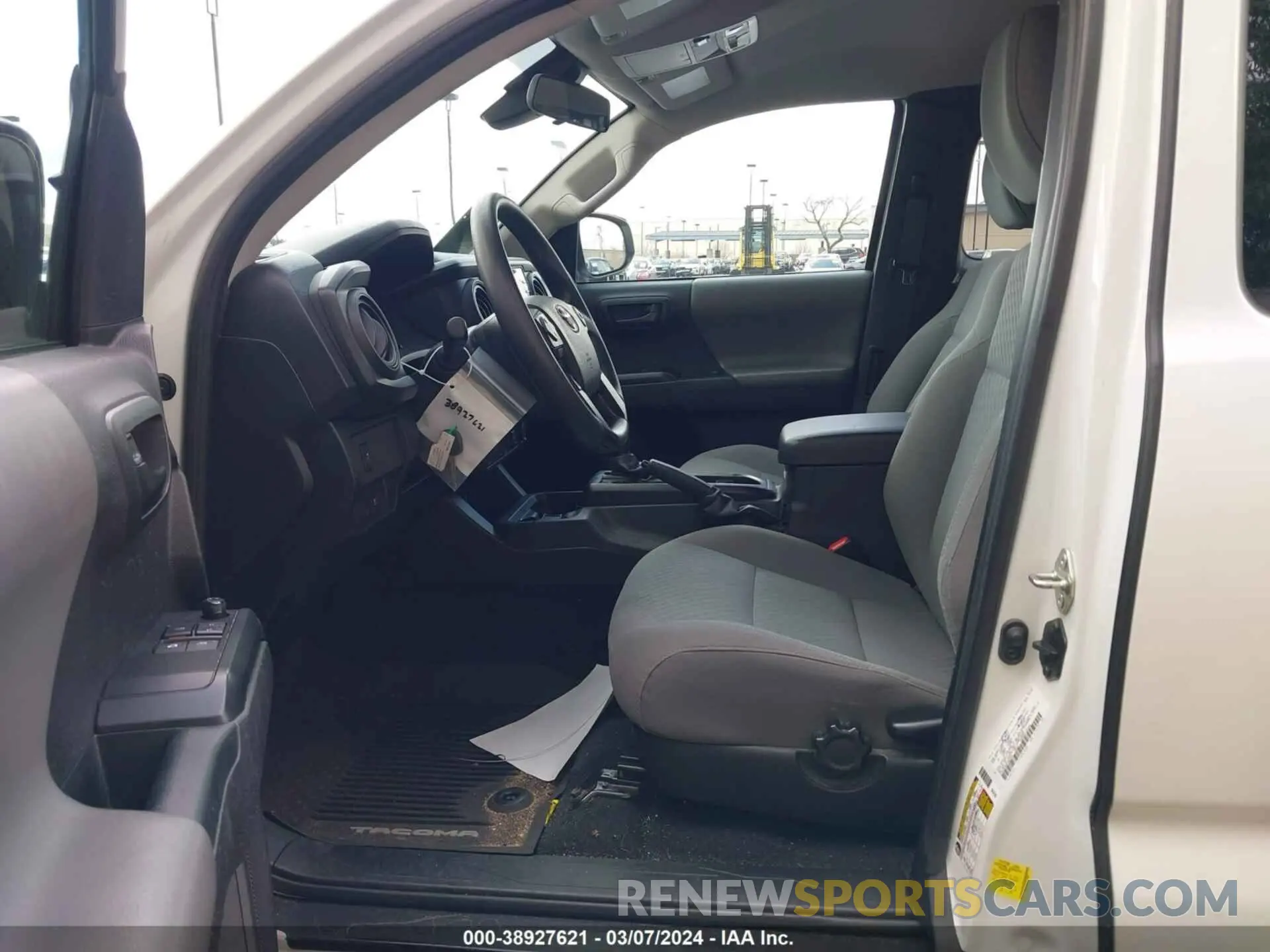 5 fotografías del automóvil dañado 3TYRX5GN8MT007318 TOYOTA TACOMA 2021