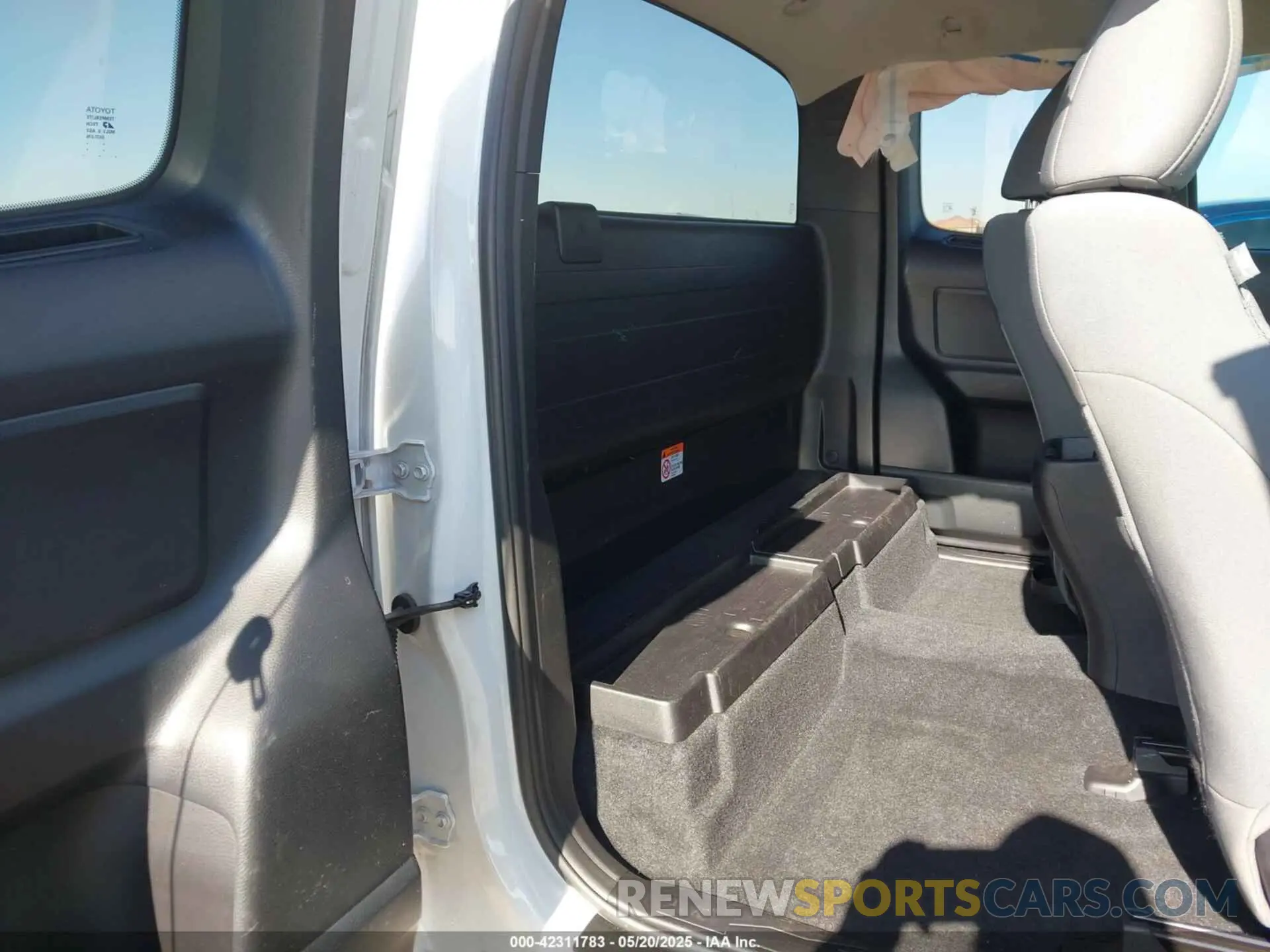8 fotografías del automóvil dañado 3TYRX5GN8MT013815 TOYOTA TACOMA 2021