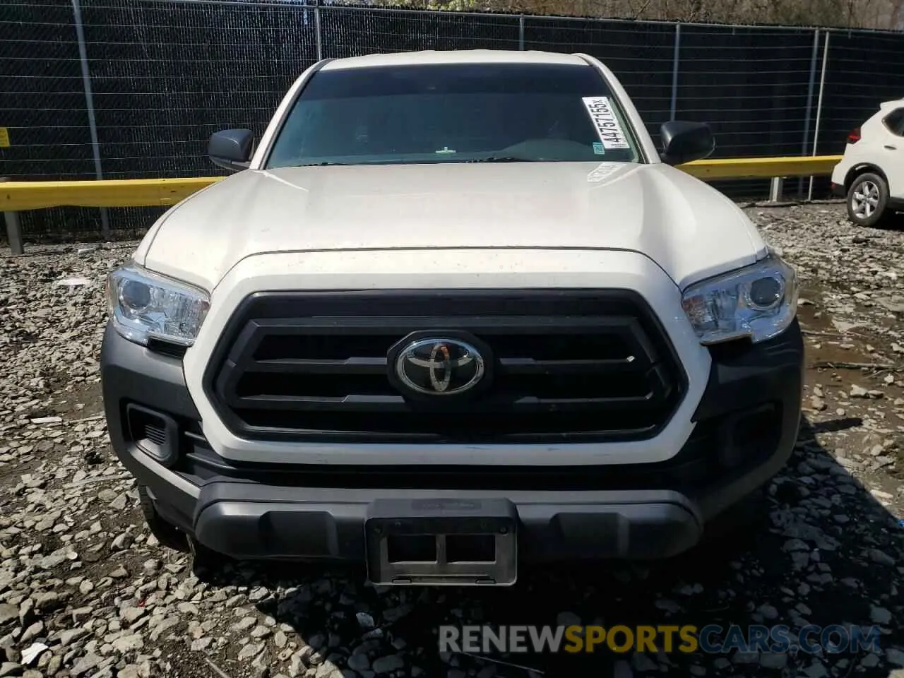 5 fotografías del automóvil dañado 3TYRX5GN9MT033197 TOYOTA TACOMA 2021