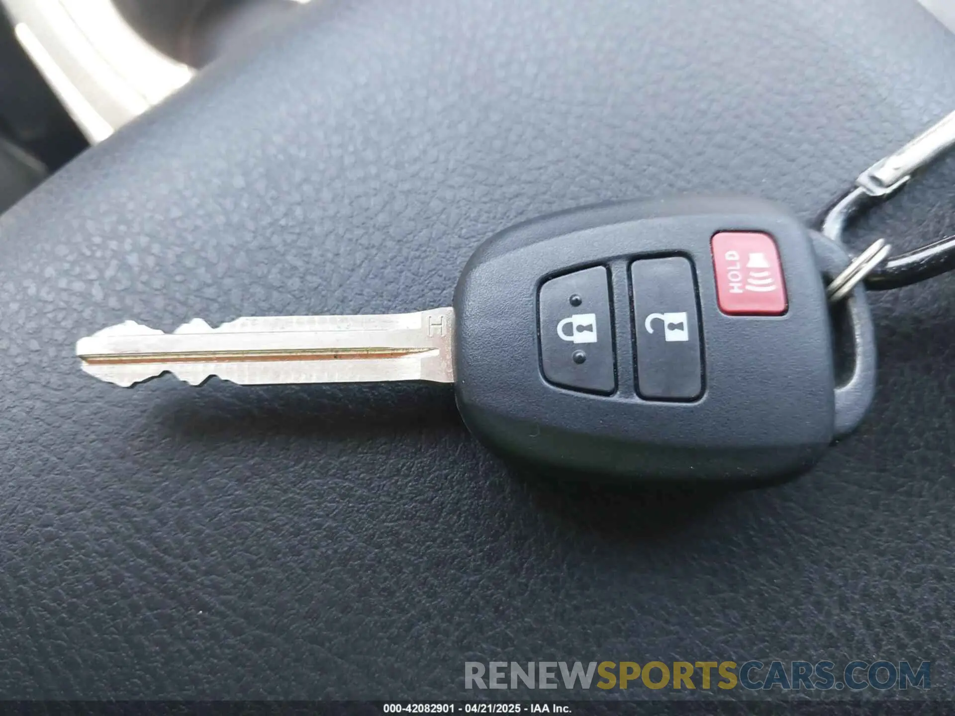 11 fotografías del automóvil dañado 3TYRX5GNXMT024248 TOYOTA TACOMA 2021