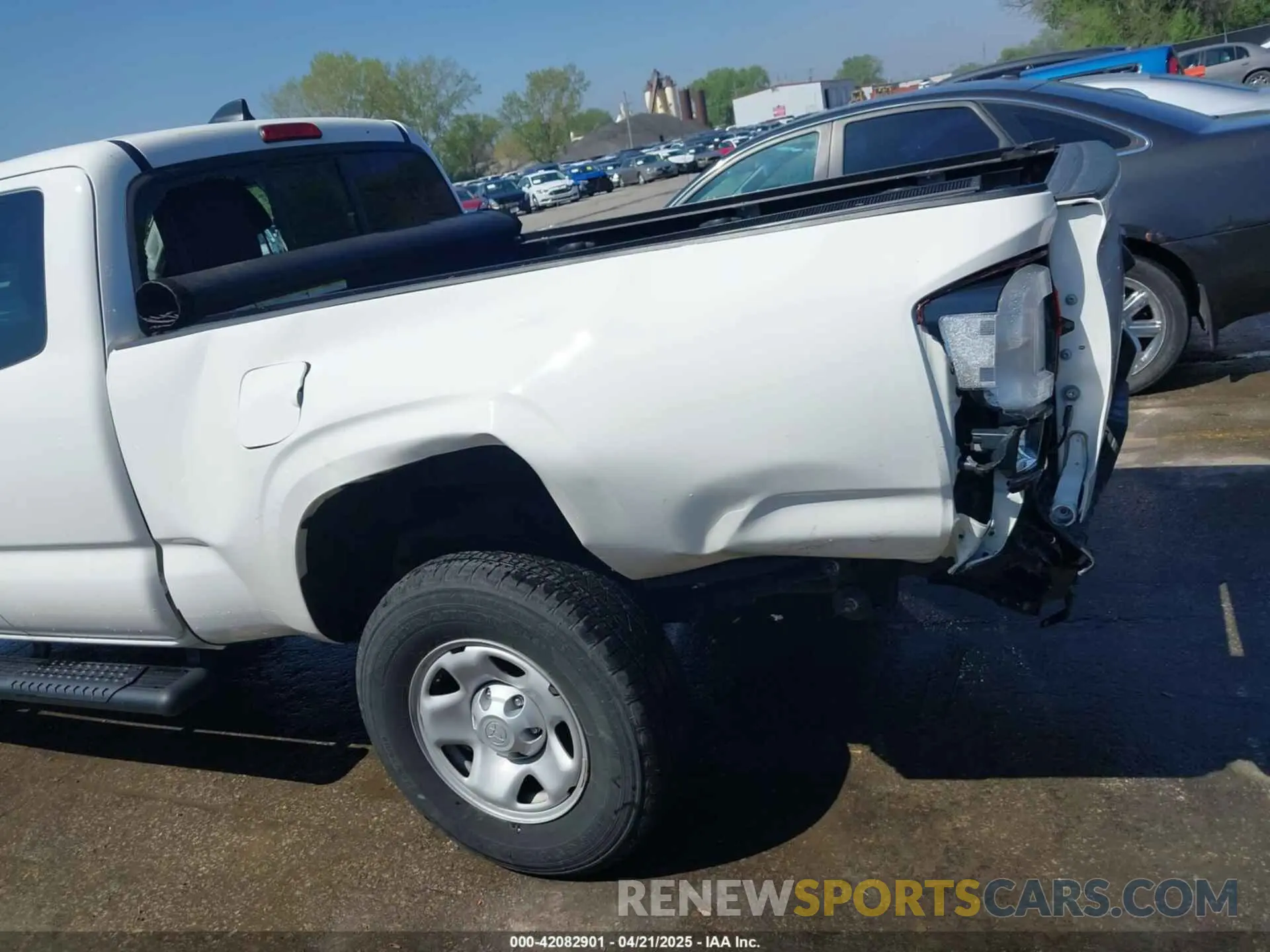17 fotografías del automóvil dañado 3TYRX5GNXMT024248 TOYOTA TACOMA 2021