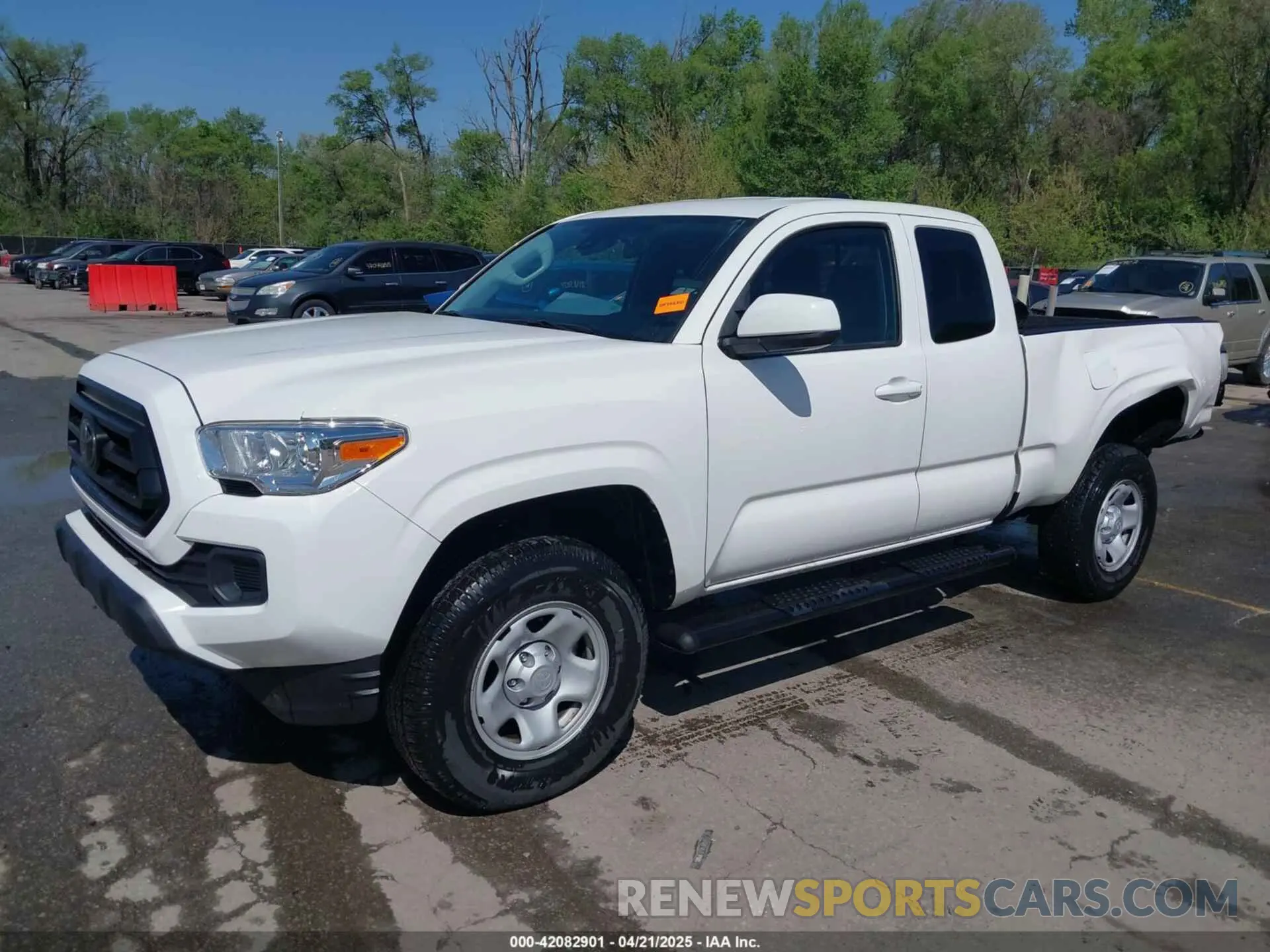 2 fotografías del automóvil dañado 3TYRX5GNXMT024248 TOYOTA TACOMA 2021
