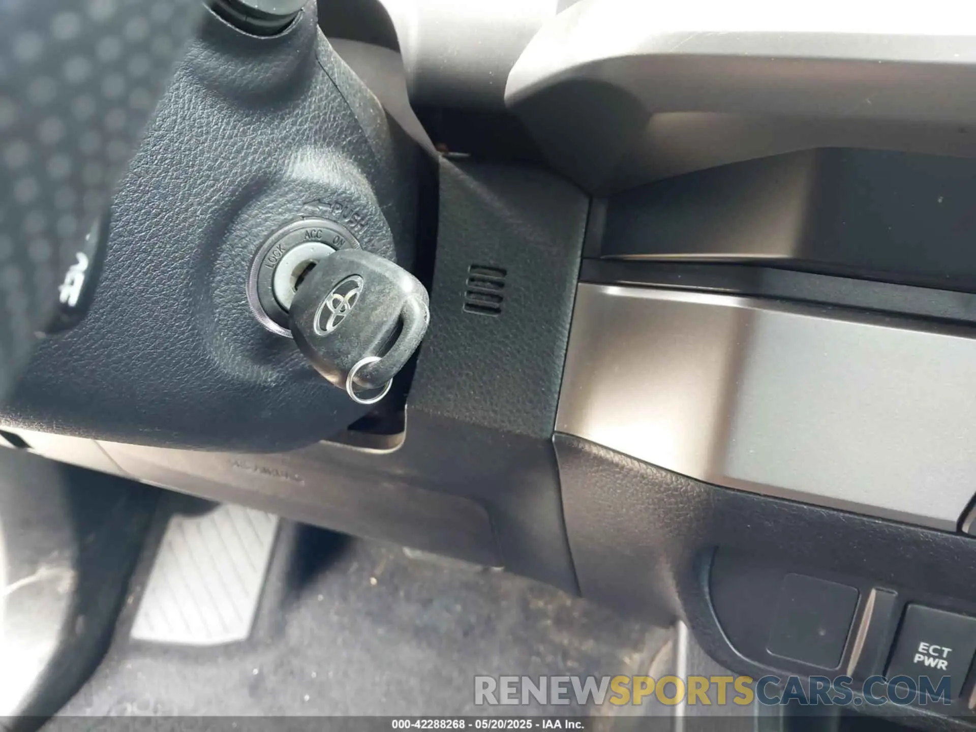 11 fotografías del automóvil dañado 3TYRZ5CN5MT011178 TOYOTA TACOMA 2021