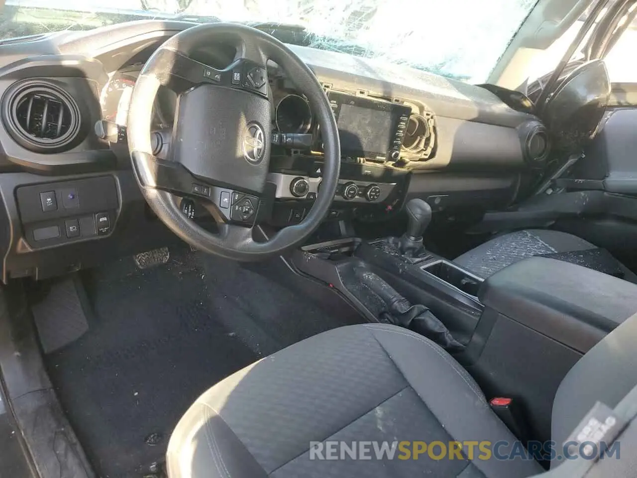 8 fotografías del automóvil dañado 3TYSX5EN1MT007276 TOYOTA TACOMA 2021