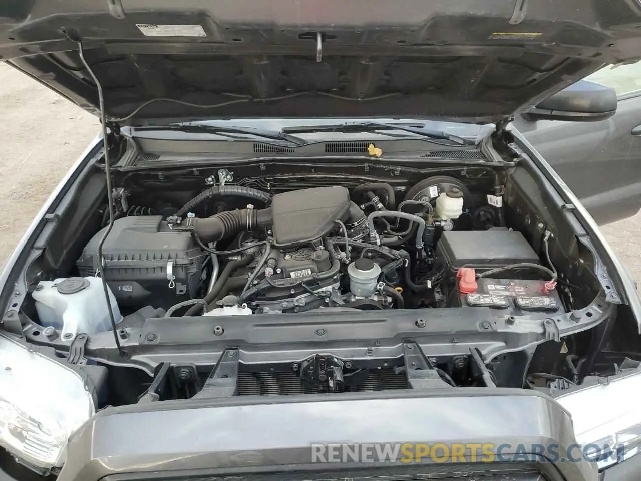 11 fotografías del automóvil dañado 3TYSX5EN9MT006571 TOYOTA TACOMA 2021
