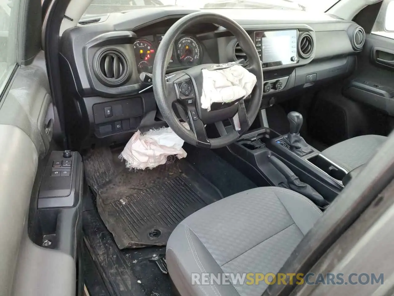 8 fotografías del automóvil dañado 3TYSX5EN9MT006571 TOYOTA TACOMA 2021