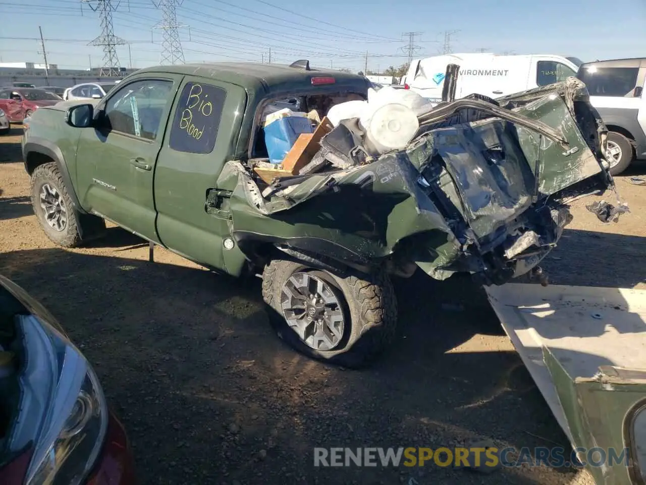 2 fotografías del automóvil dañado 3TYSZ5AN0MT035649 TOYOTA TACOMA 2021