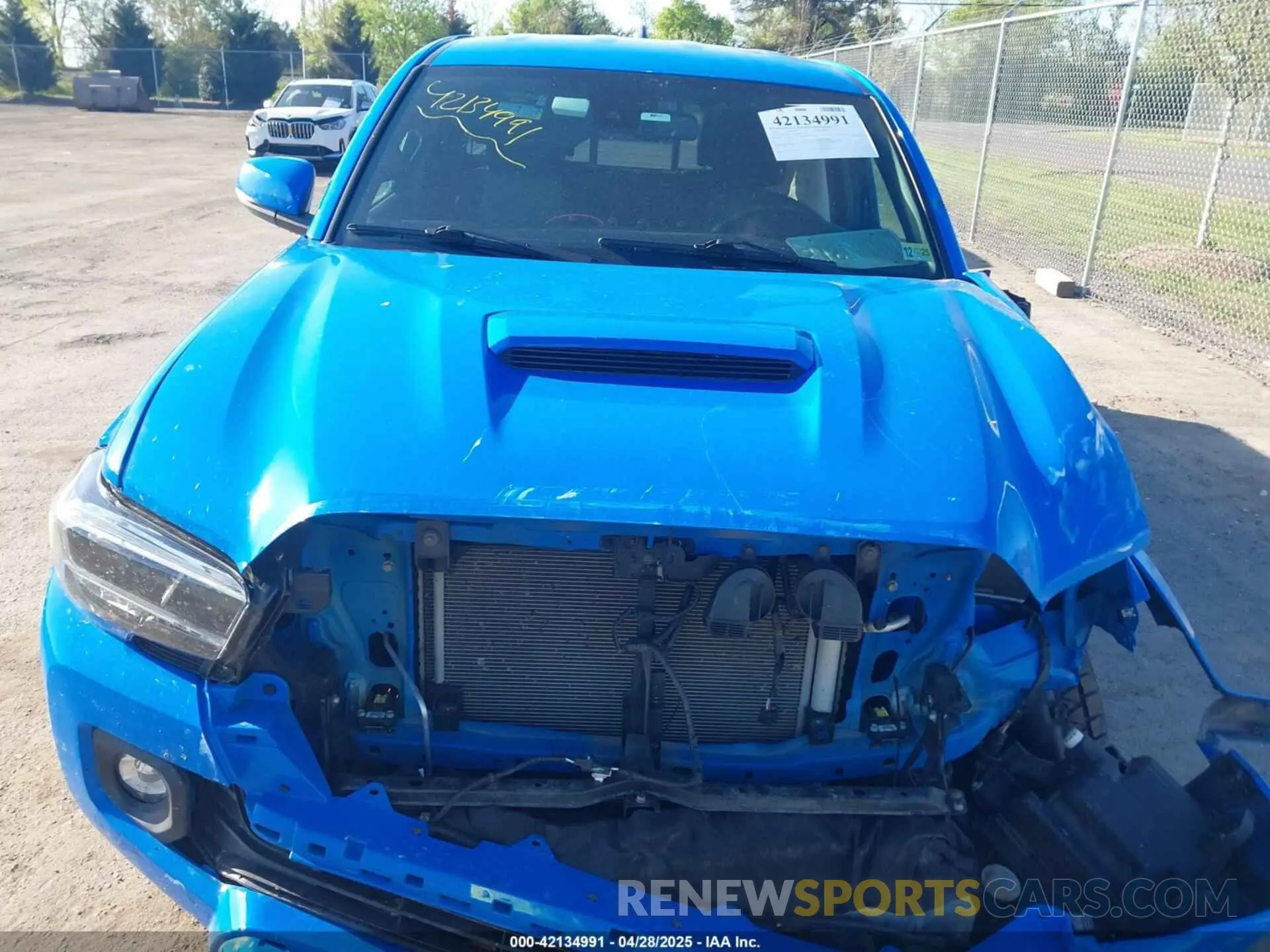 12 fotografías del automóvil dañado 3TYSZ5AN3MT015623 TOYOTA TACOMA 2021