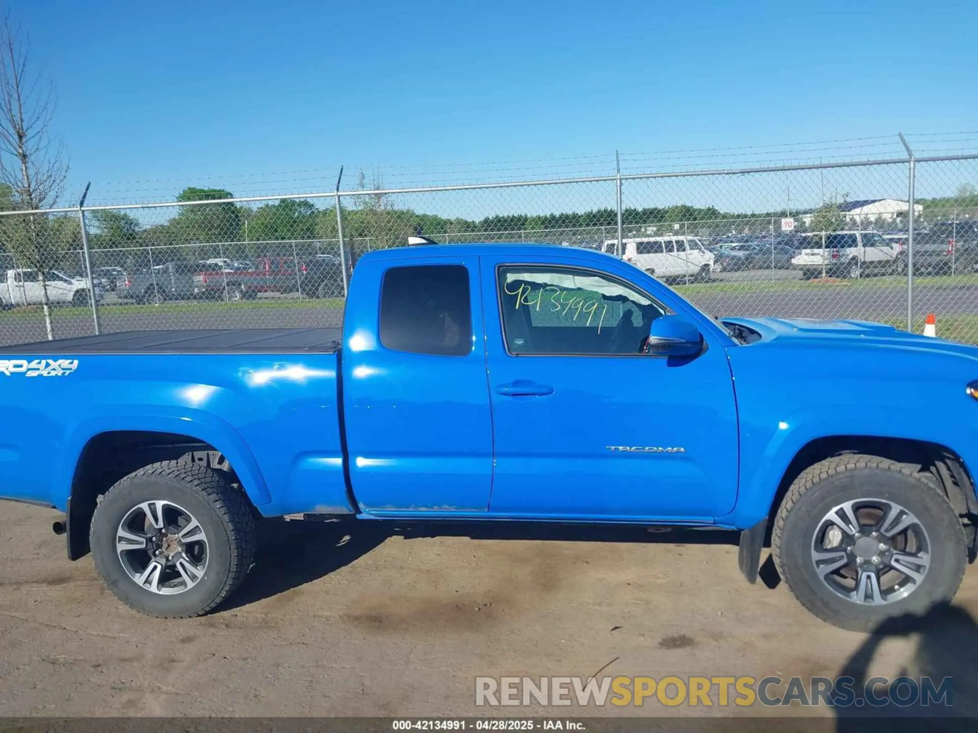 13 fotografías del automóvil dañado 3TYSZ5AN3MT015623 TOYOTA TACOMA 2021