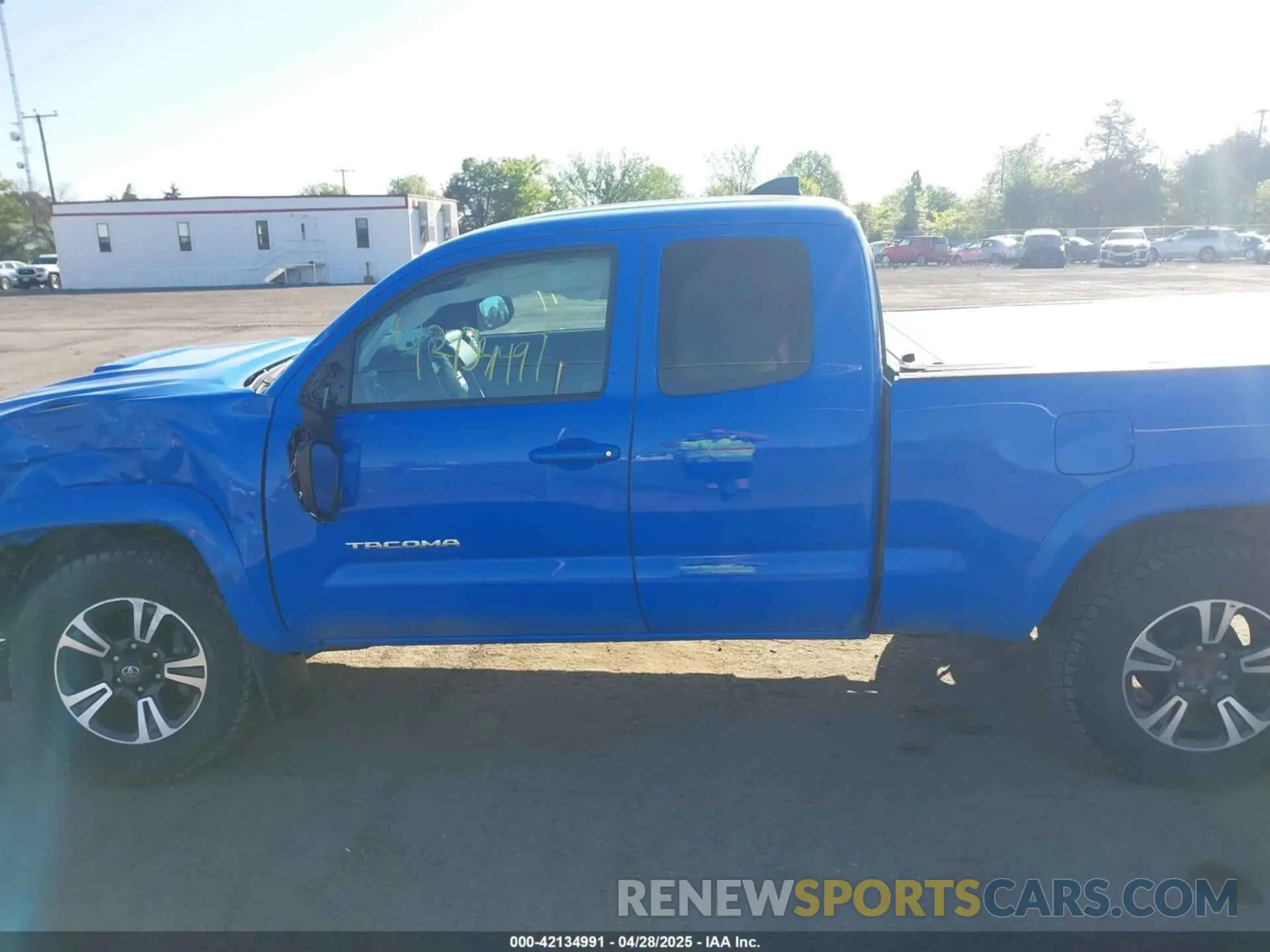 14 fotografías del automóvil dañado 3TYSZ5AN3MT015623 TOYOTA TACOMA 2021