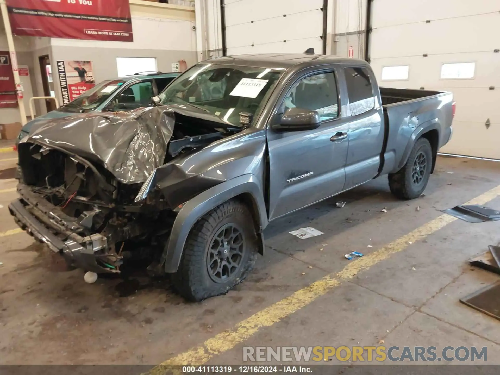 2 fotografías del automóvil dañado 3TYSZ5AN3MT034530 TOYOTA TACOMA 2021