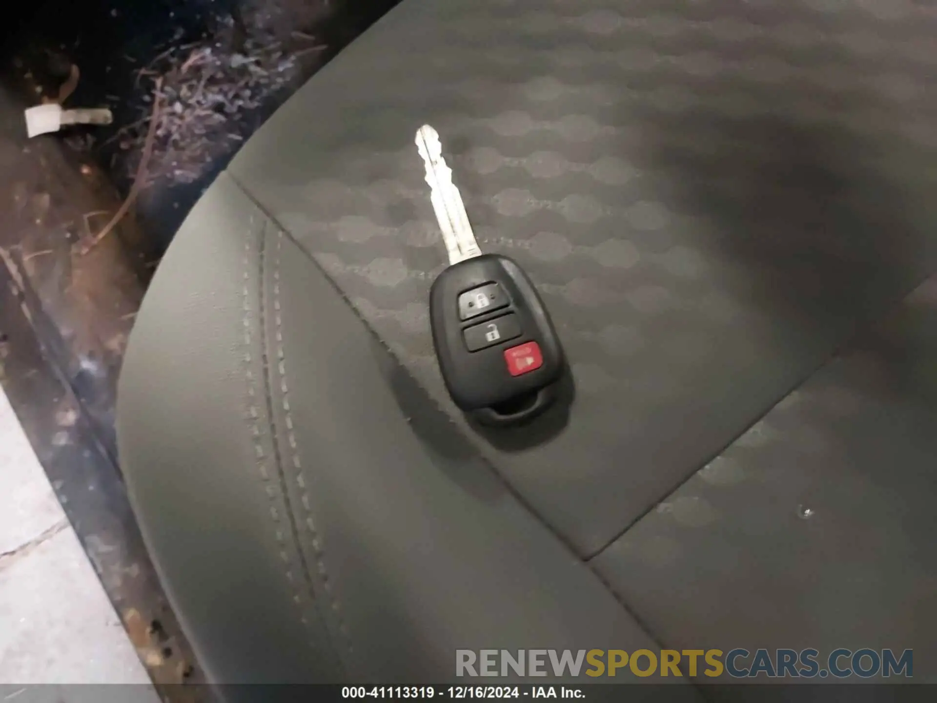 8 fotografías del automóvil dañado 3TYSZ5AN3MT034530 TOYOTA TACOMA 2021