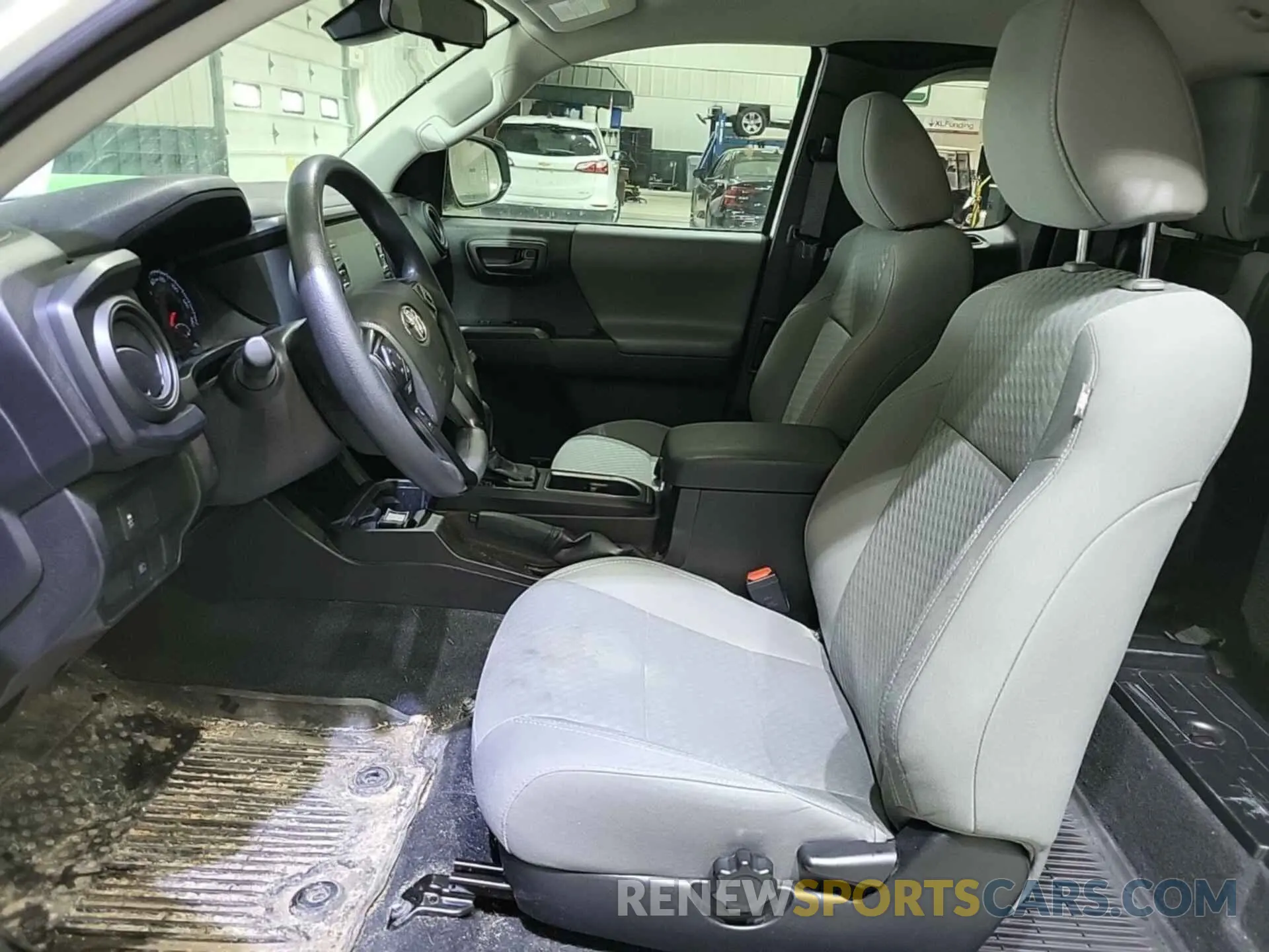 14 fotografías del automóvil dañado 3TYSZ5AN3MT046452 TOYOTA TACOMA 2021