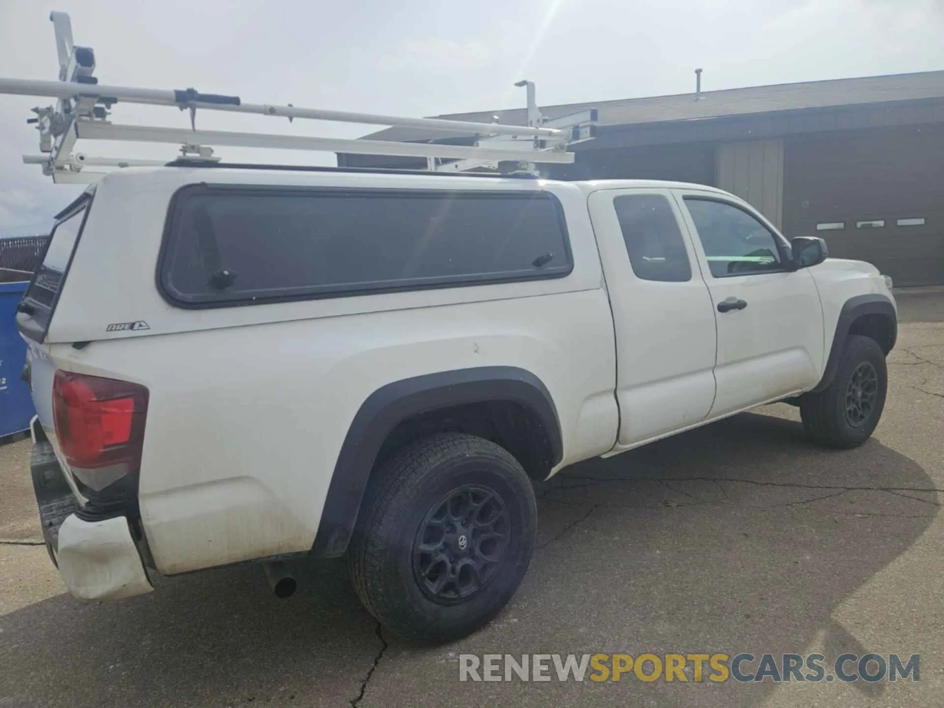 19 fotografías del automóvil dañado 3TYSZ5AN3MT046452 TOYOTA TACOMA 2021
