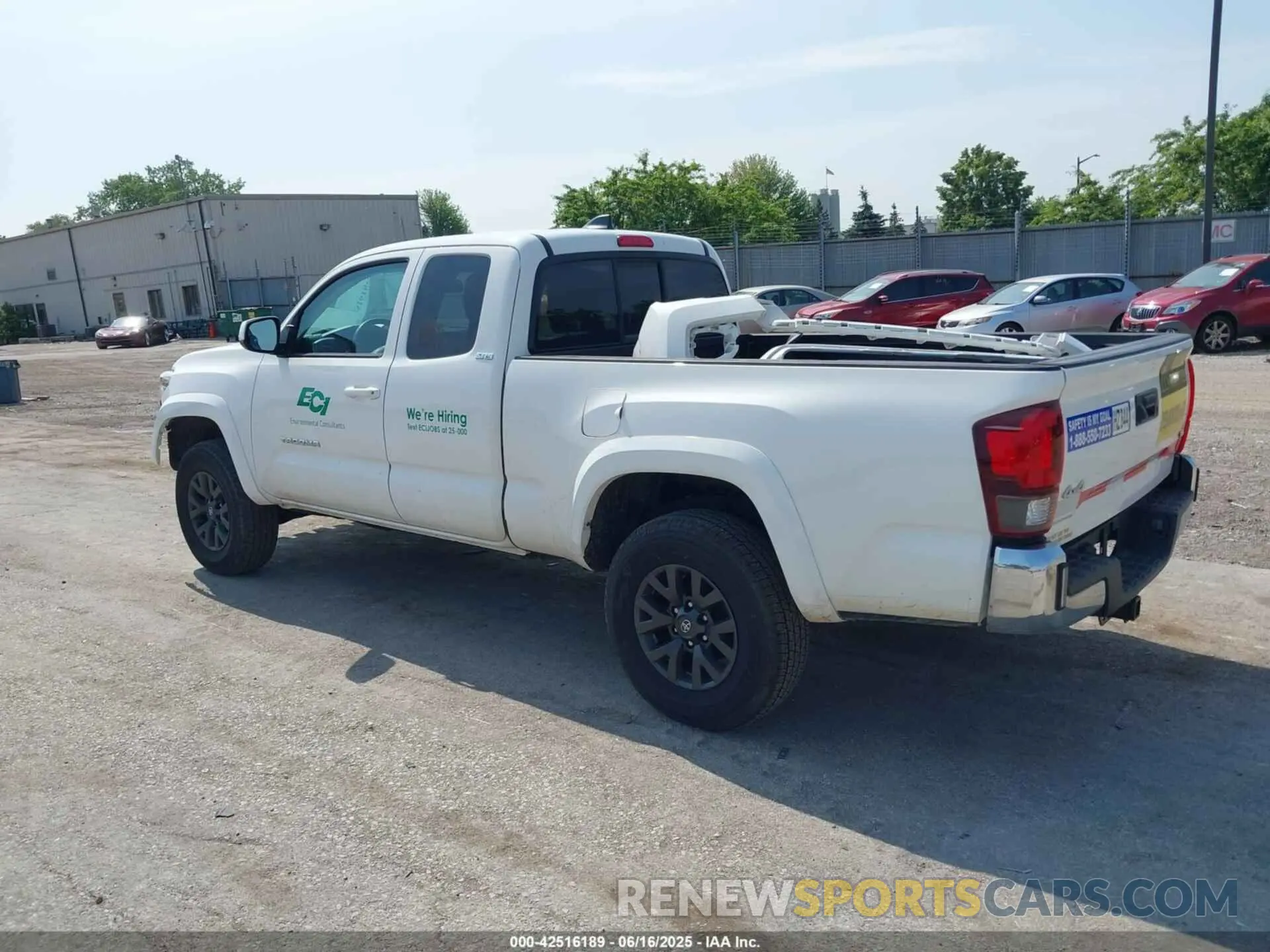 3 fotografías del automóvil dañado 3TYSZ5AN3MT049514 TOYOTA TACOMA 2021