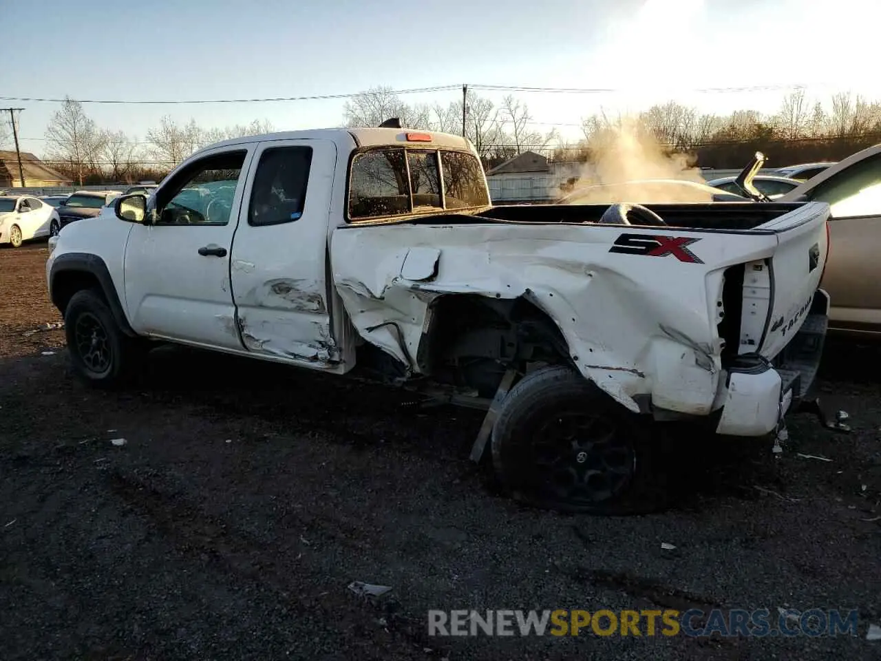 2 fotografías del automóvil dañado 3TYSZ5AN8MT011261 TOYOTA TACOMA 2021
