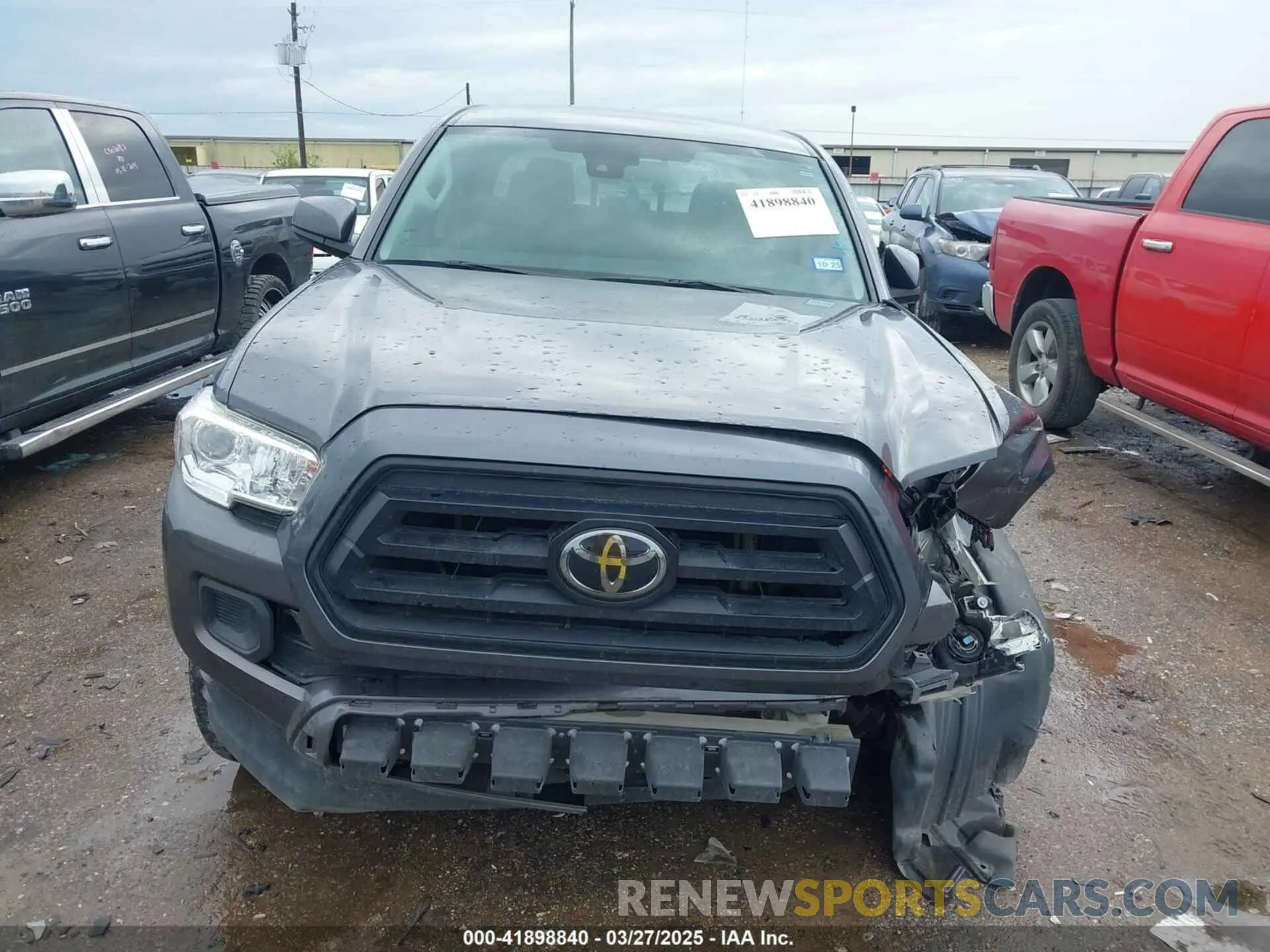 12 fotografías del automóvil dañado 5TFAX5GN1MX192380 TOYOTA TACOMA 2021
