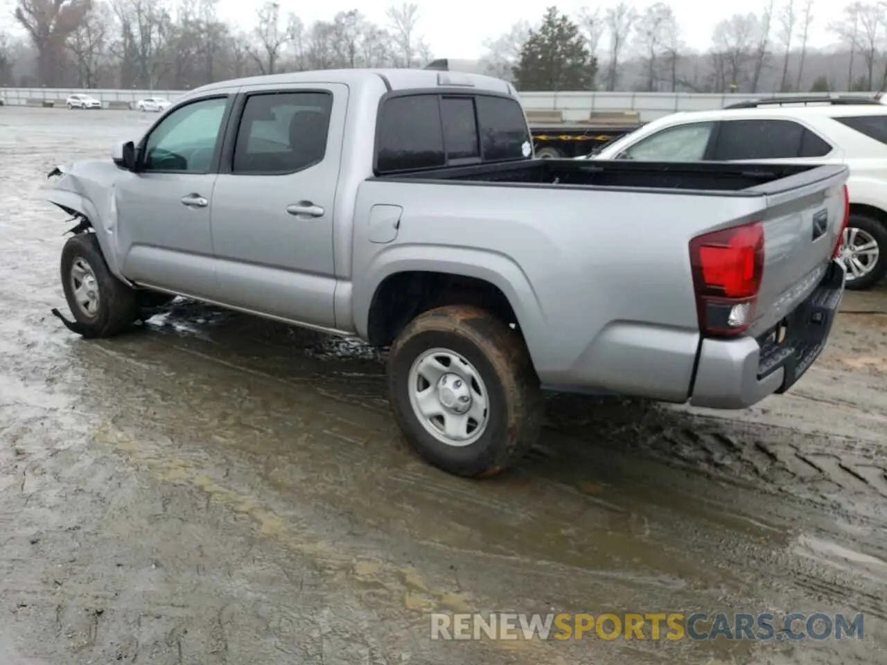 2 fotografías del automóvil dañado 5TFAX5GN2MX190928 TOYOTA TACOMA 2021